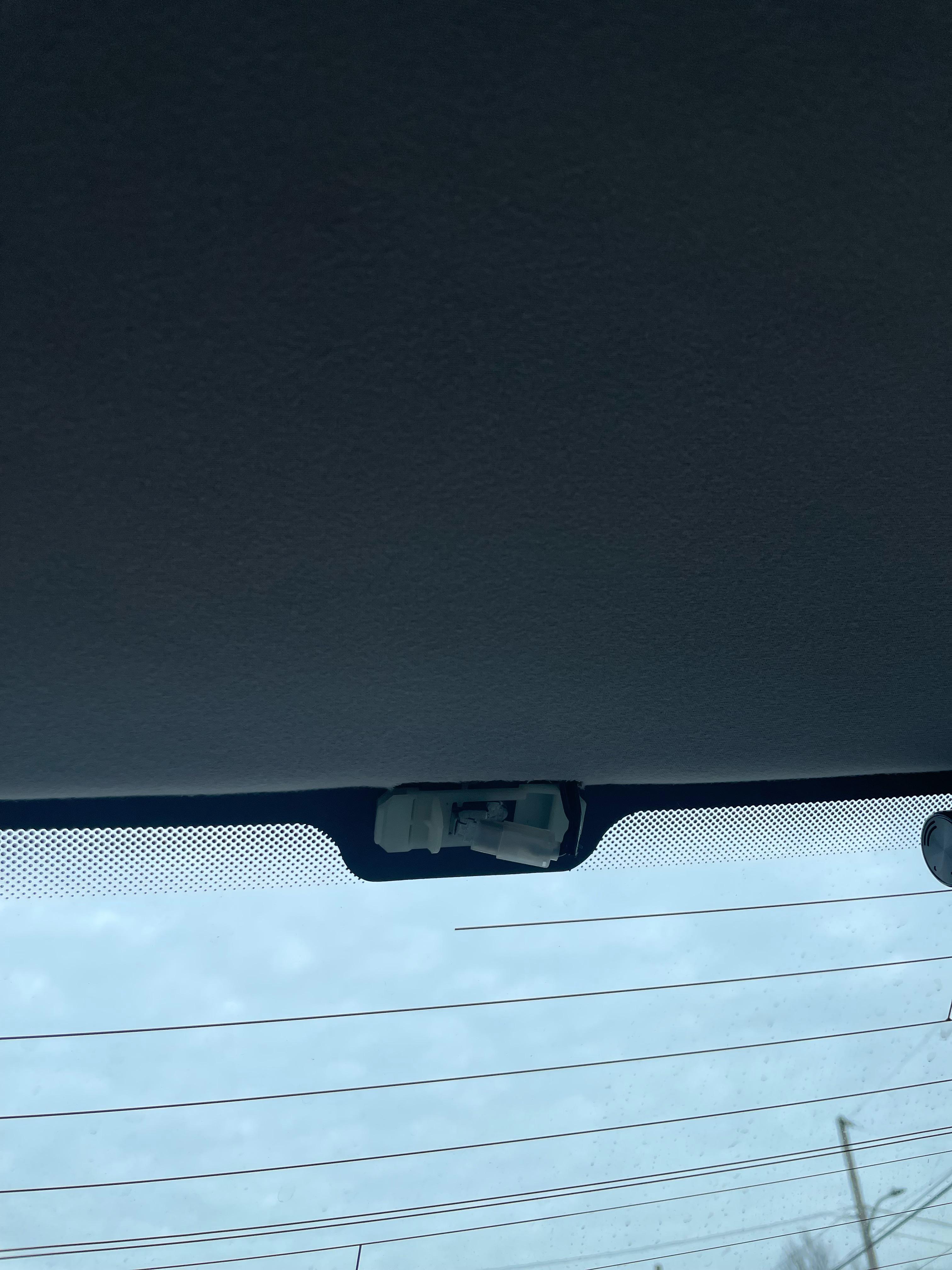 what is this 2000 accord back windsheild? : r/accord