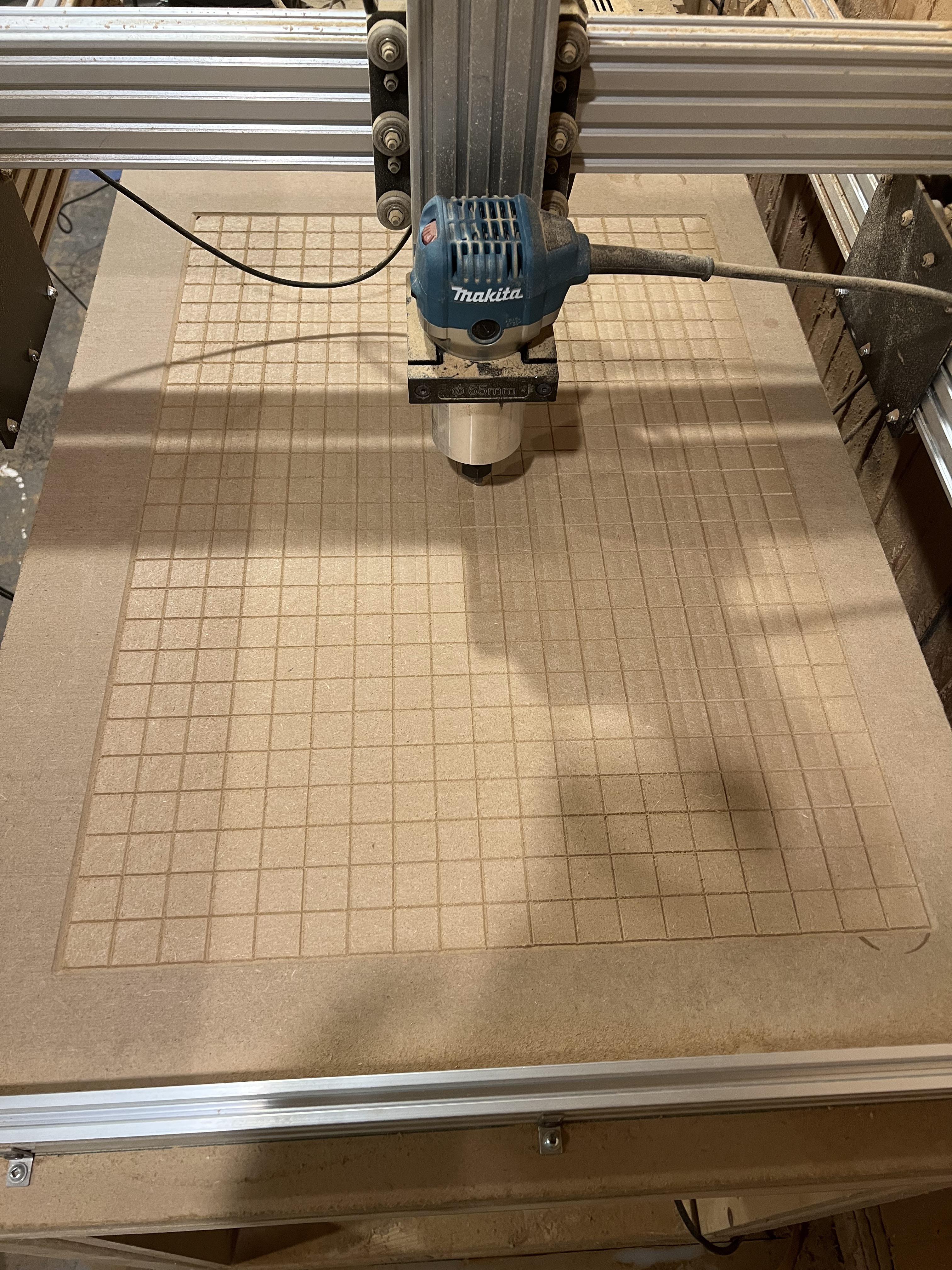 Finally made a proper spoil board for my workbee. Next step is threaded