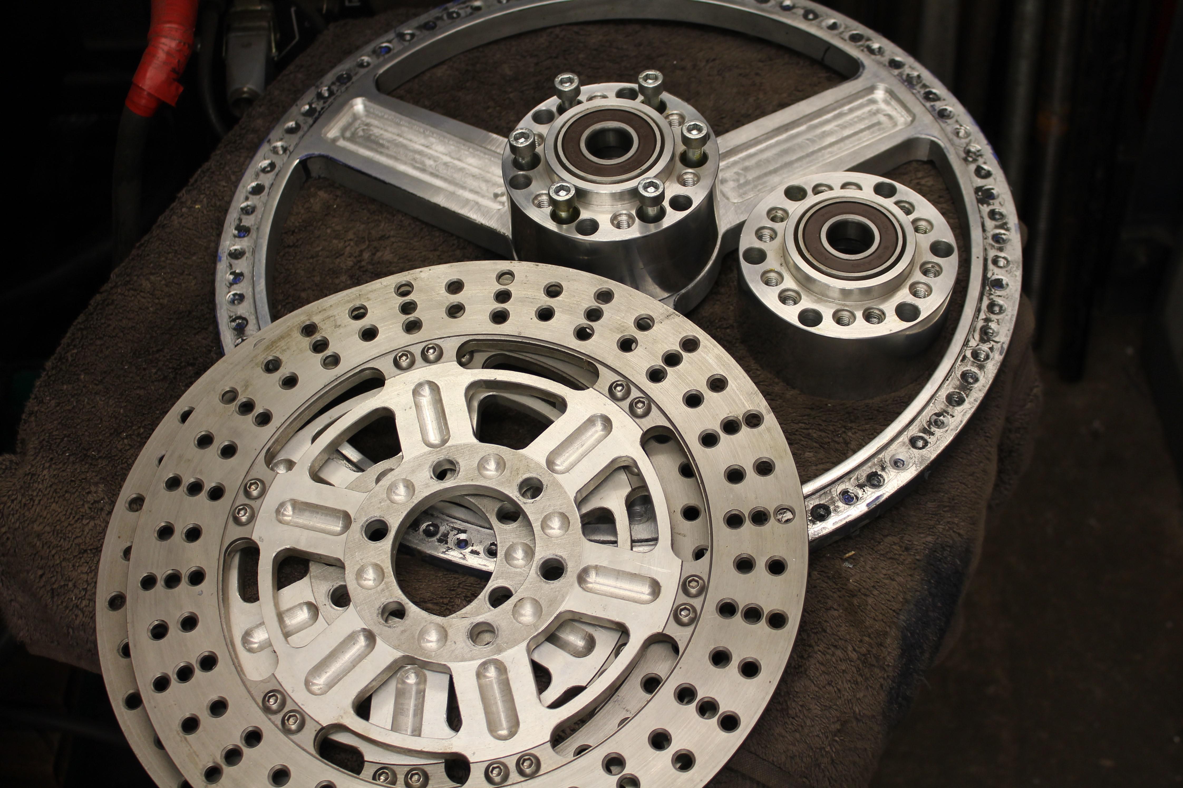 Homemade wheel and discs coming together r/bikebuilders