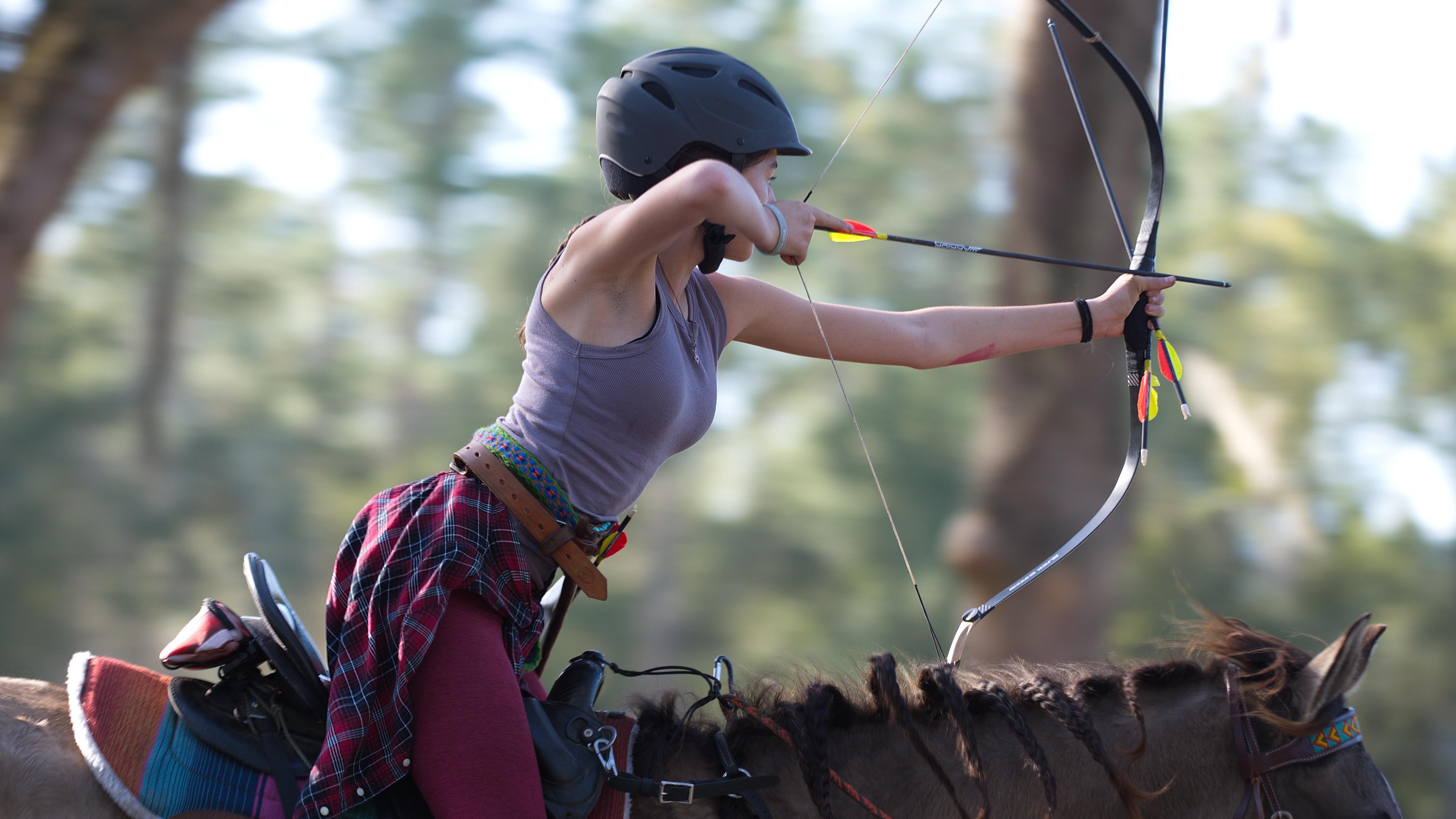 Horseback archery r/Archery