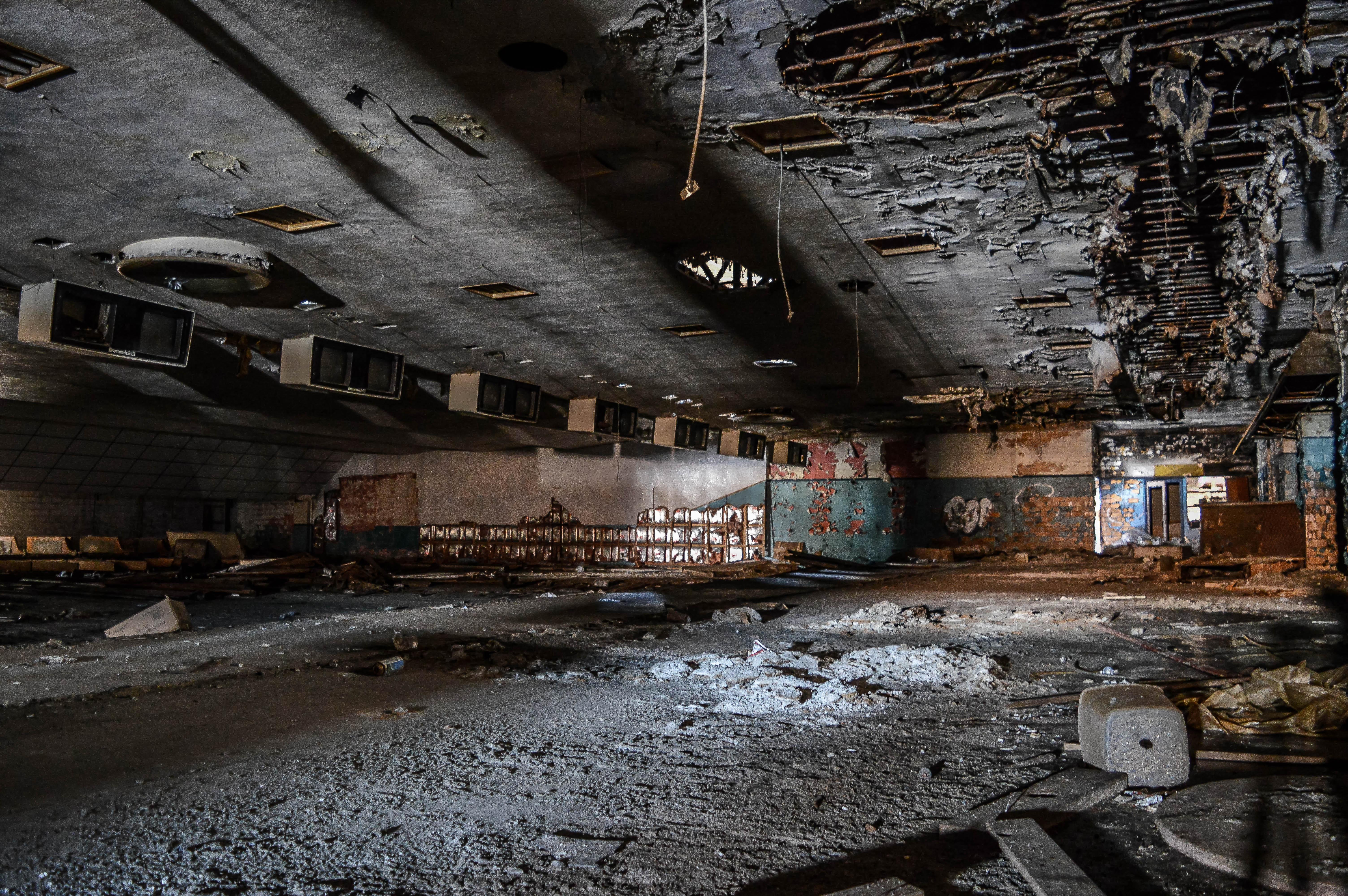 Abandoned Bowling Alley. Flint, MI. [6016 x 4000] [OC] r/AbandonedPorn