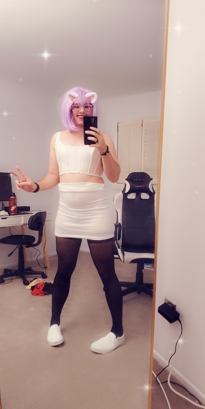 Why does it feel so good to dress like a girl 👧 r/GoneWildCD