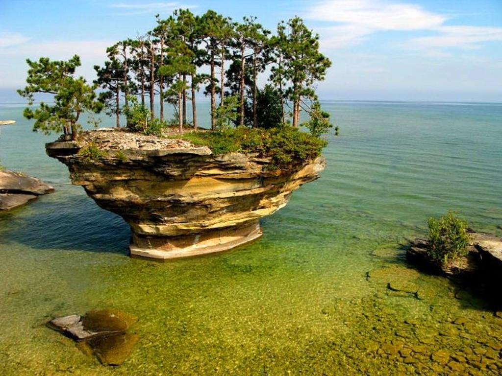 Way the waves of Lake Huron made this sea stack (Turnip Rock, Pointe