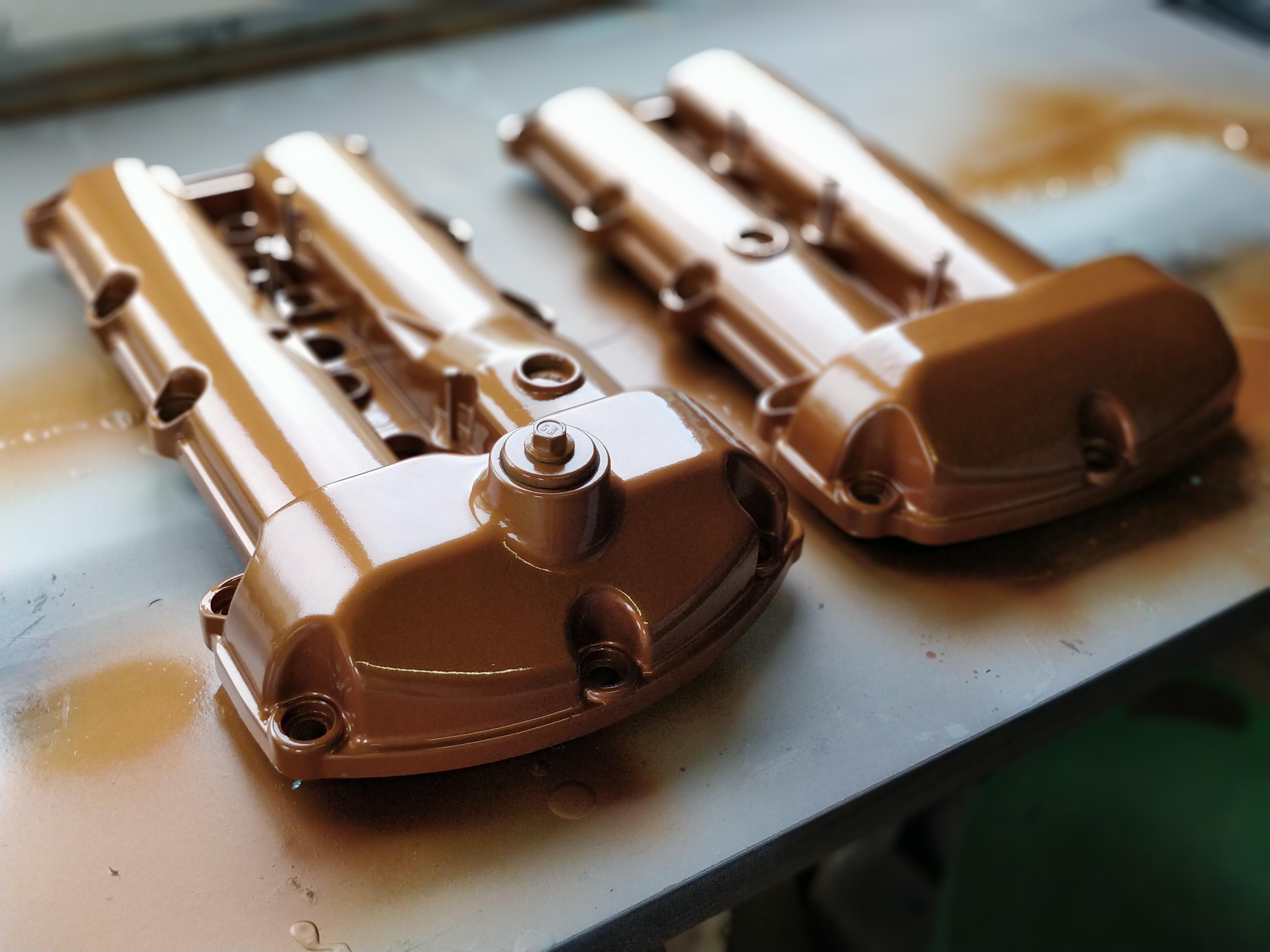 Painted my valve covers (MX5 Rocketeer V6 build). Alfa Romeo Arancio