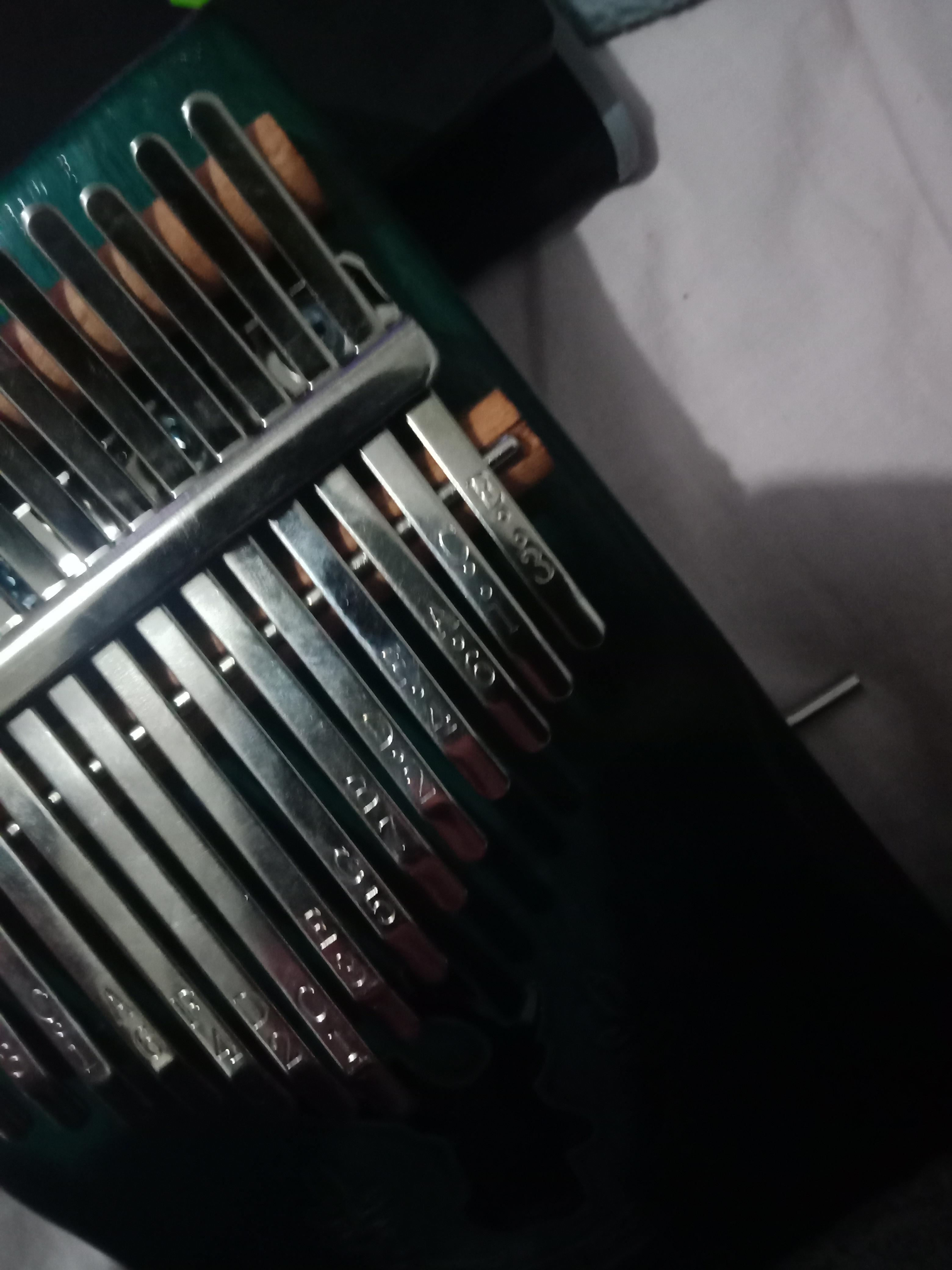 New to kalimba, what do the dots above the numbers mean? TIA r/kalimba