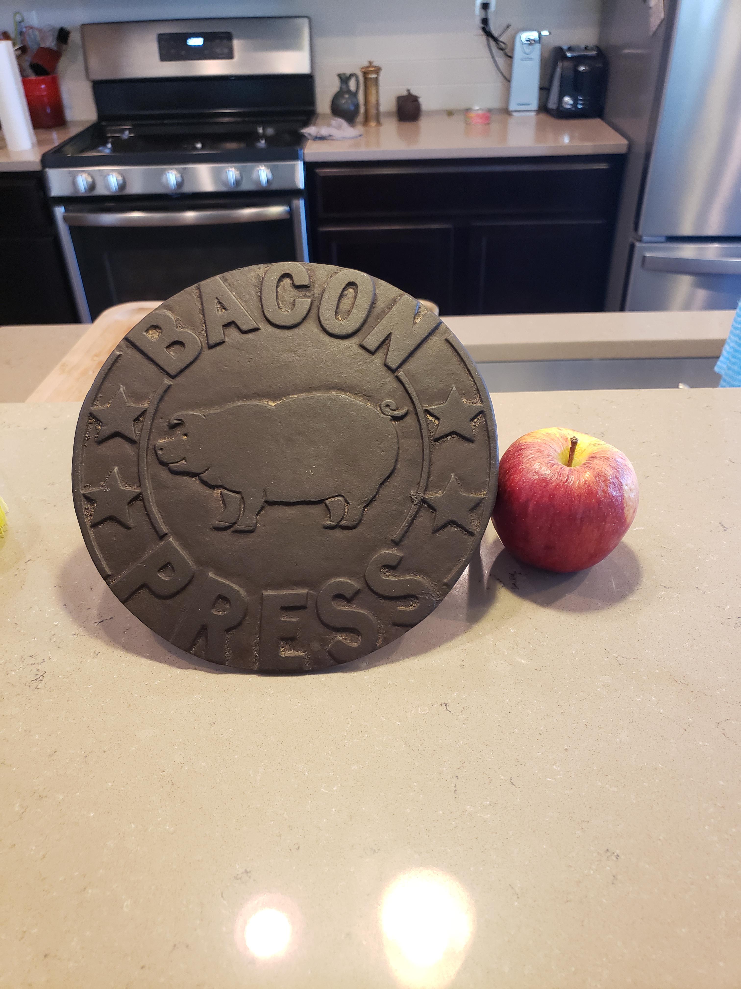 Best estate sale find ever! r/castiron