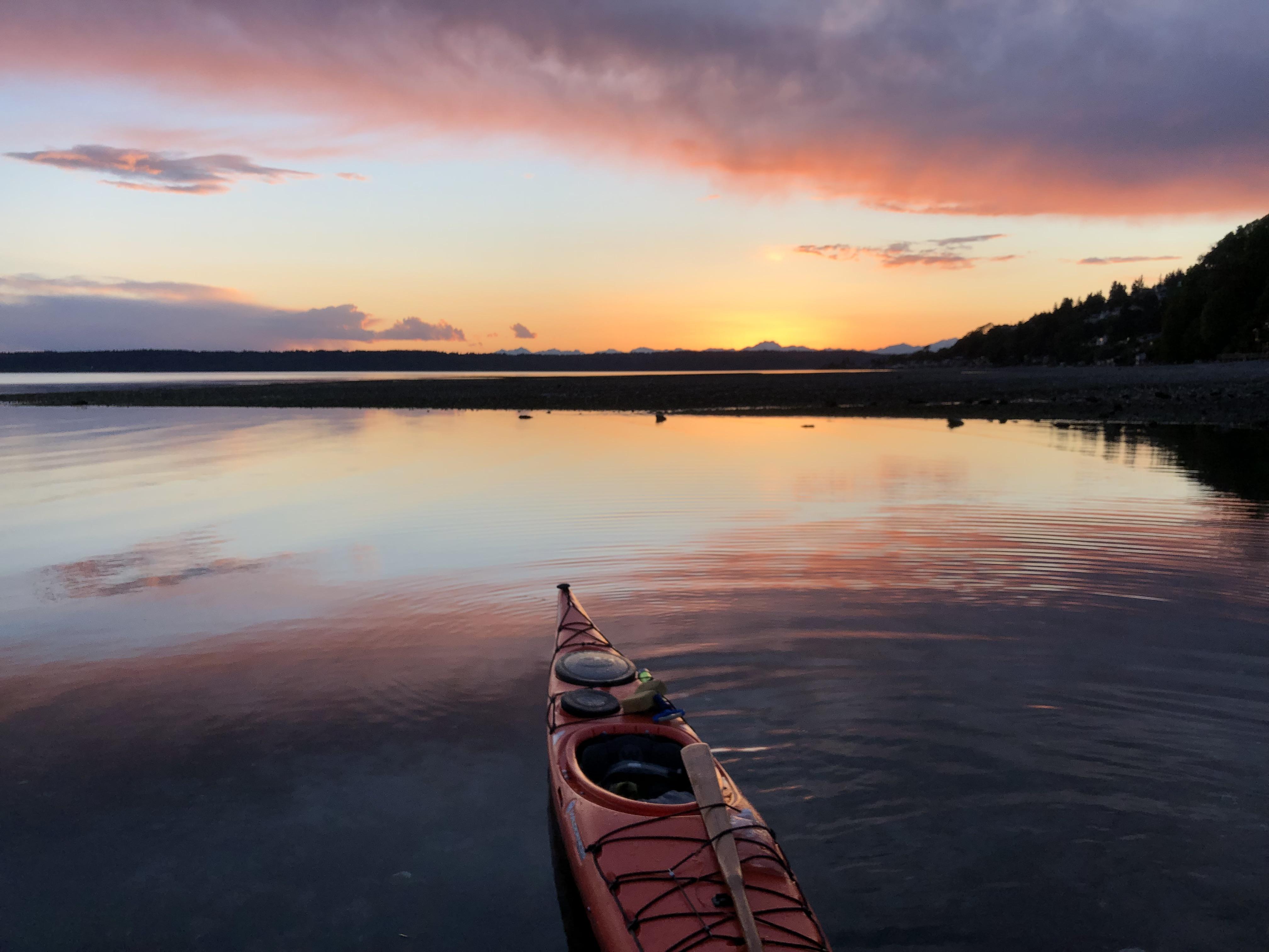 Puget Sound, Normandy Park, Washington, USA r/Kayaking