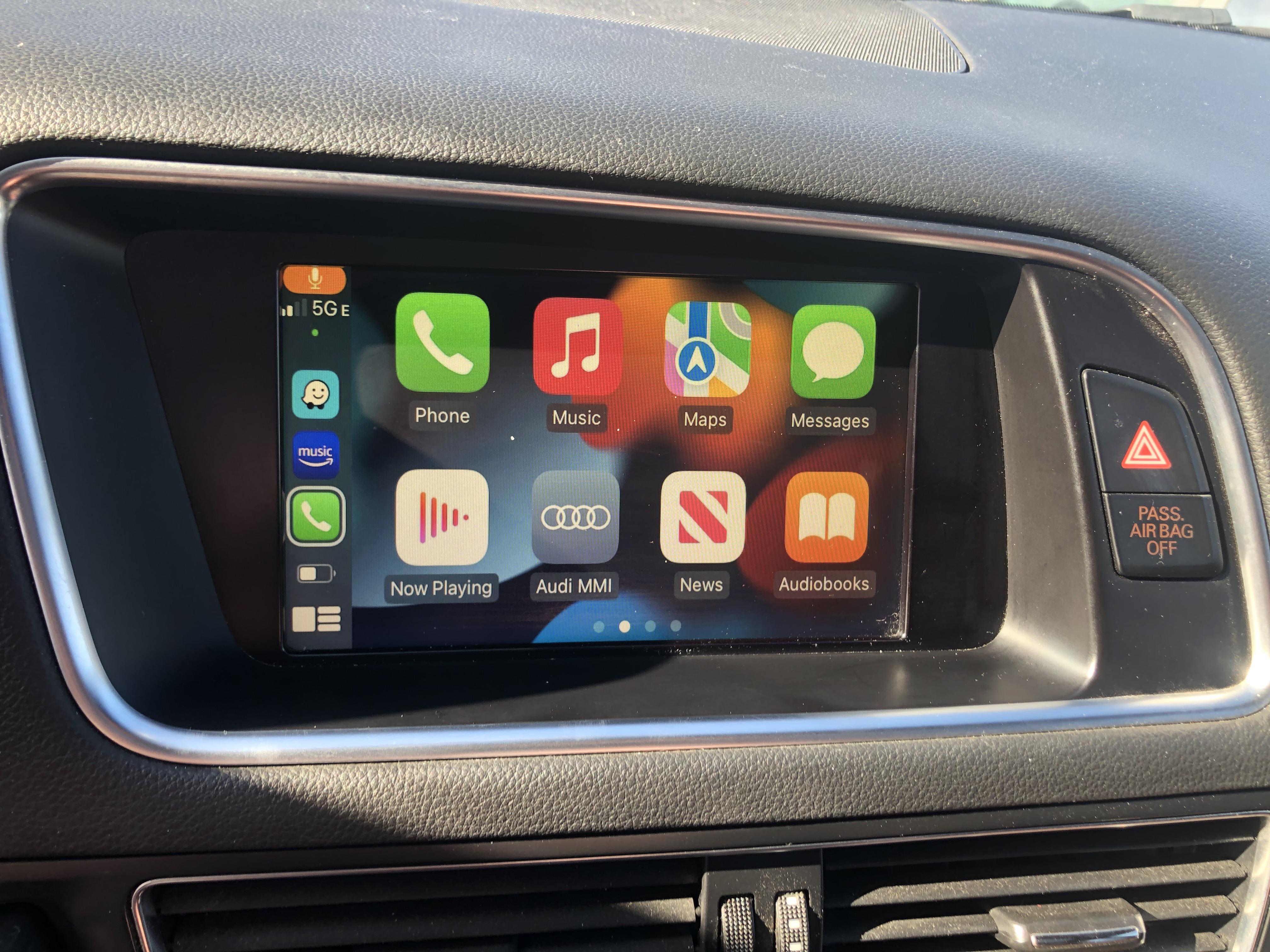 2011 Q5 CarPlay upgrade complete. Took about 30 minutes r/Audi