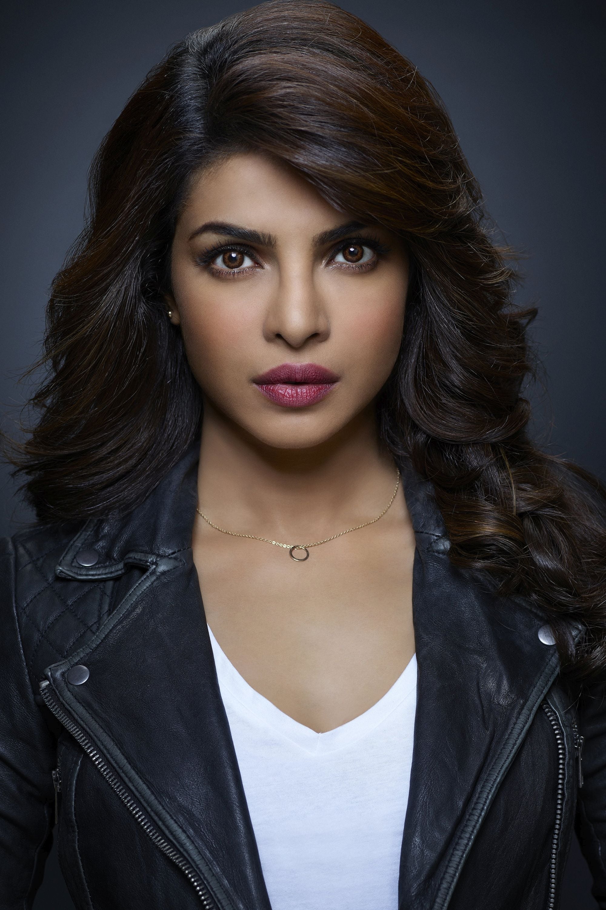 🔞Priyanka Chopra Quantico Look of Priyanka Chopra NUDE | | CelebrityNakeds.com
