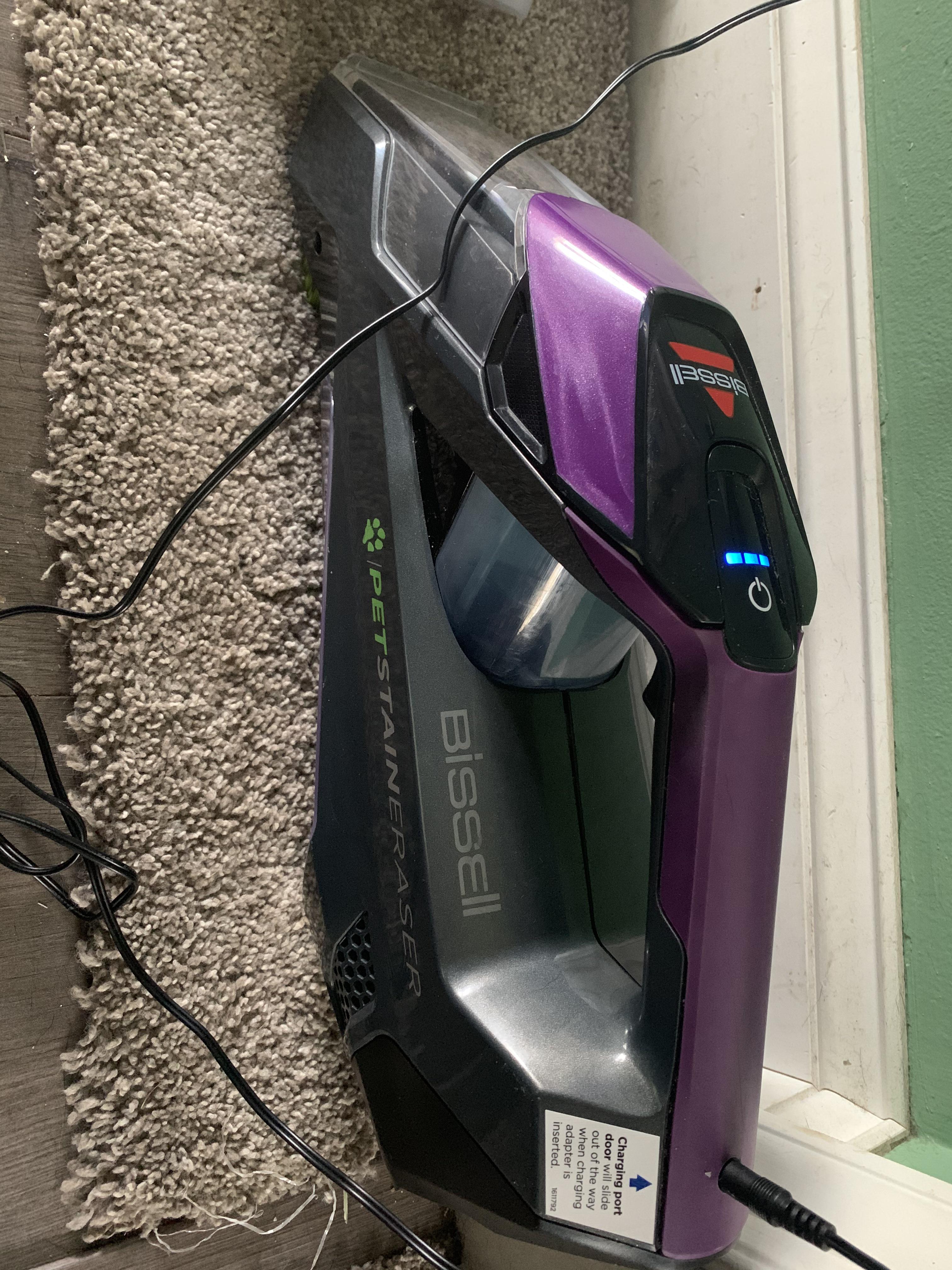 Boswell Pet Stain Eraser 2 wont turn on even though battery light shows