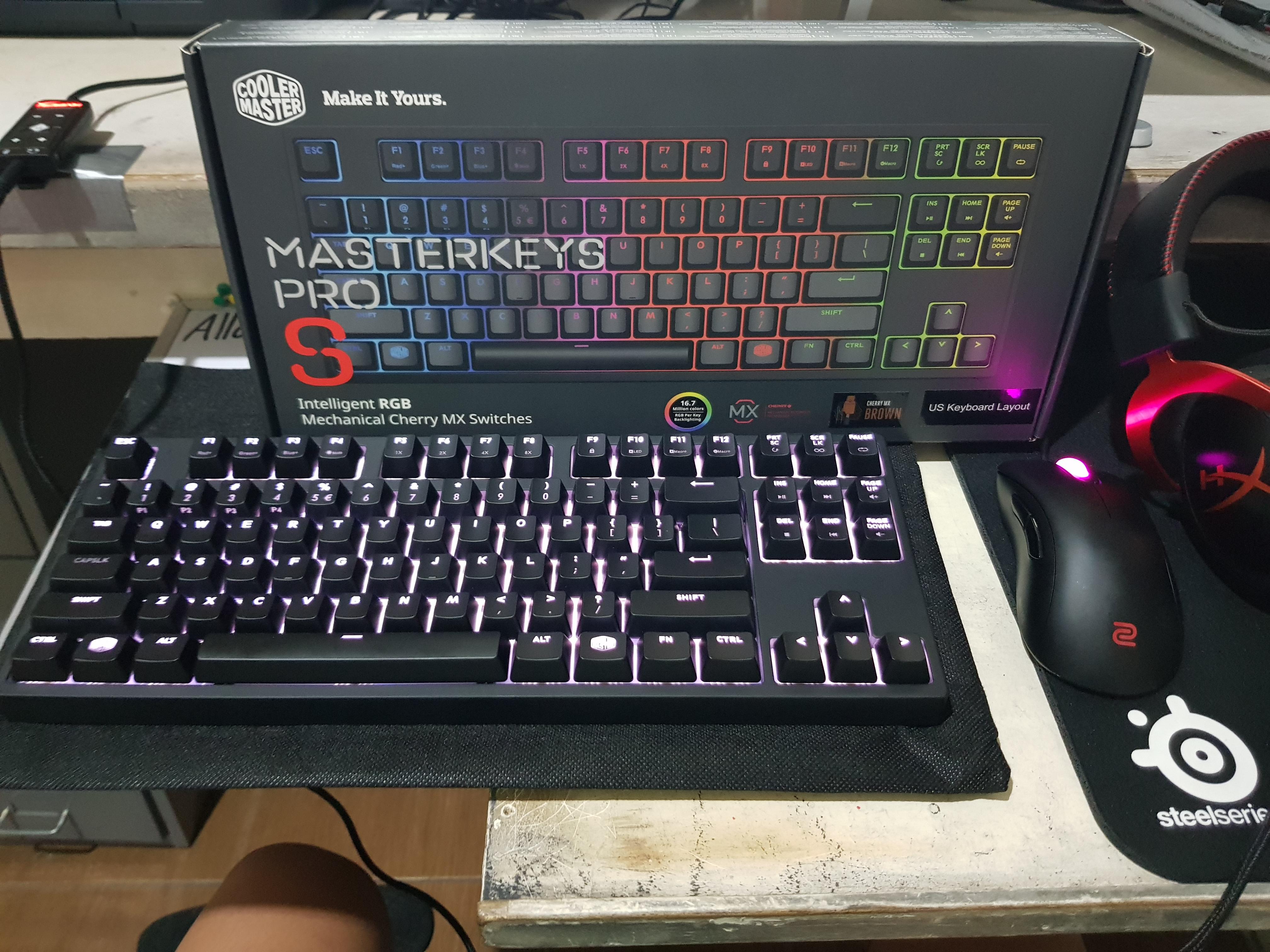 Razer’s Giant Keyboard at CES uses my Big Switches.