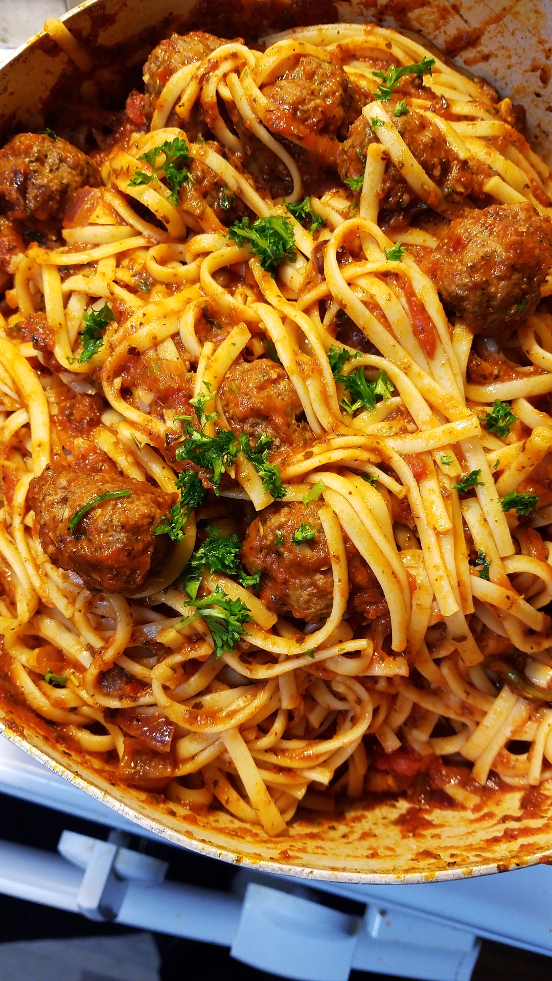 [Homemade] "Linguine" and Meatballs r/food