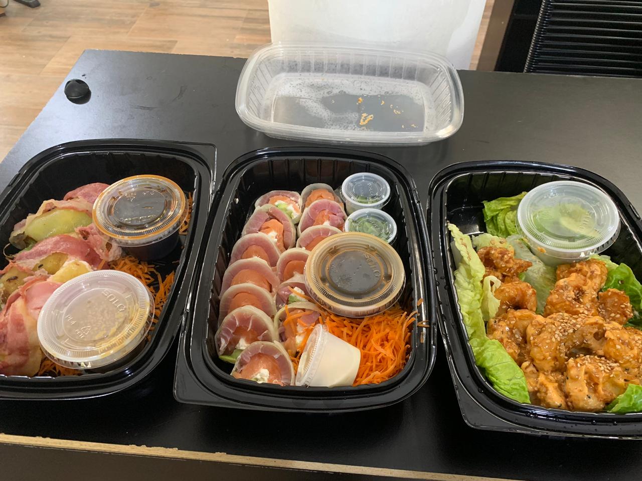 (I ATE) 3 Anaheim Peppers filled with surimi and cream cheese / Shrimps