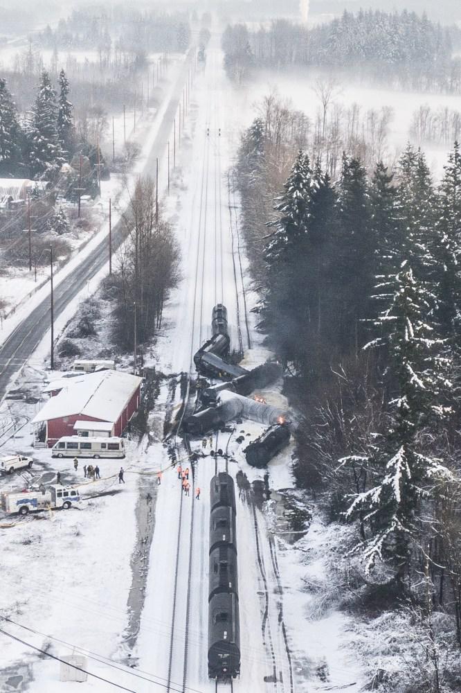 Custer, Washington December 22, 2020 train derailment r/pics
