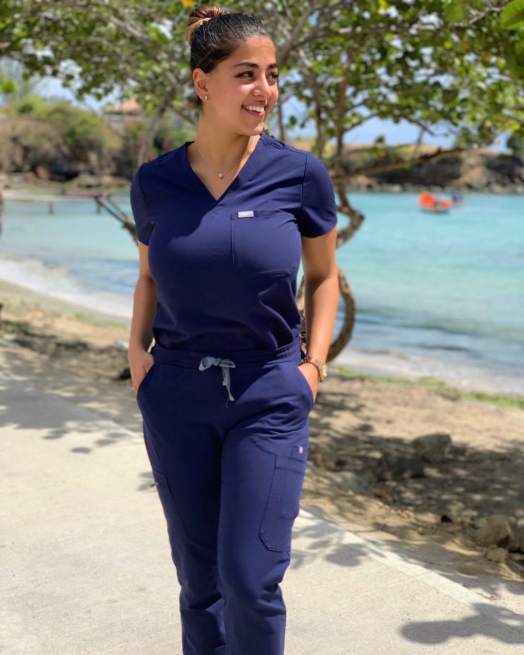 Scrubs can't hide them r/2busty2hide