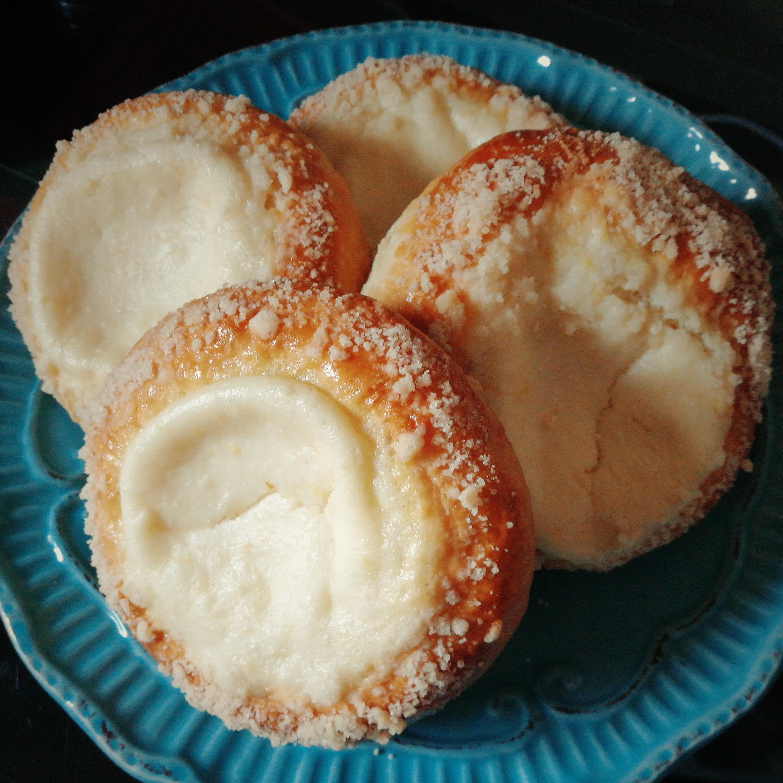 [Homemade] Cheese Kolaches! r/food