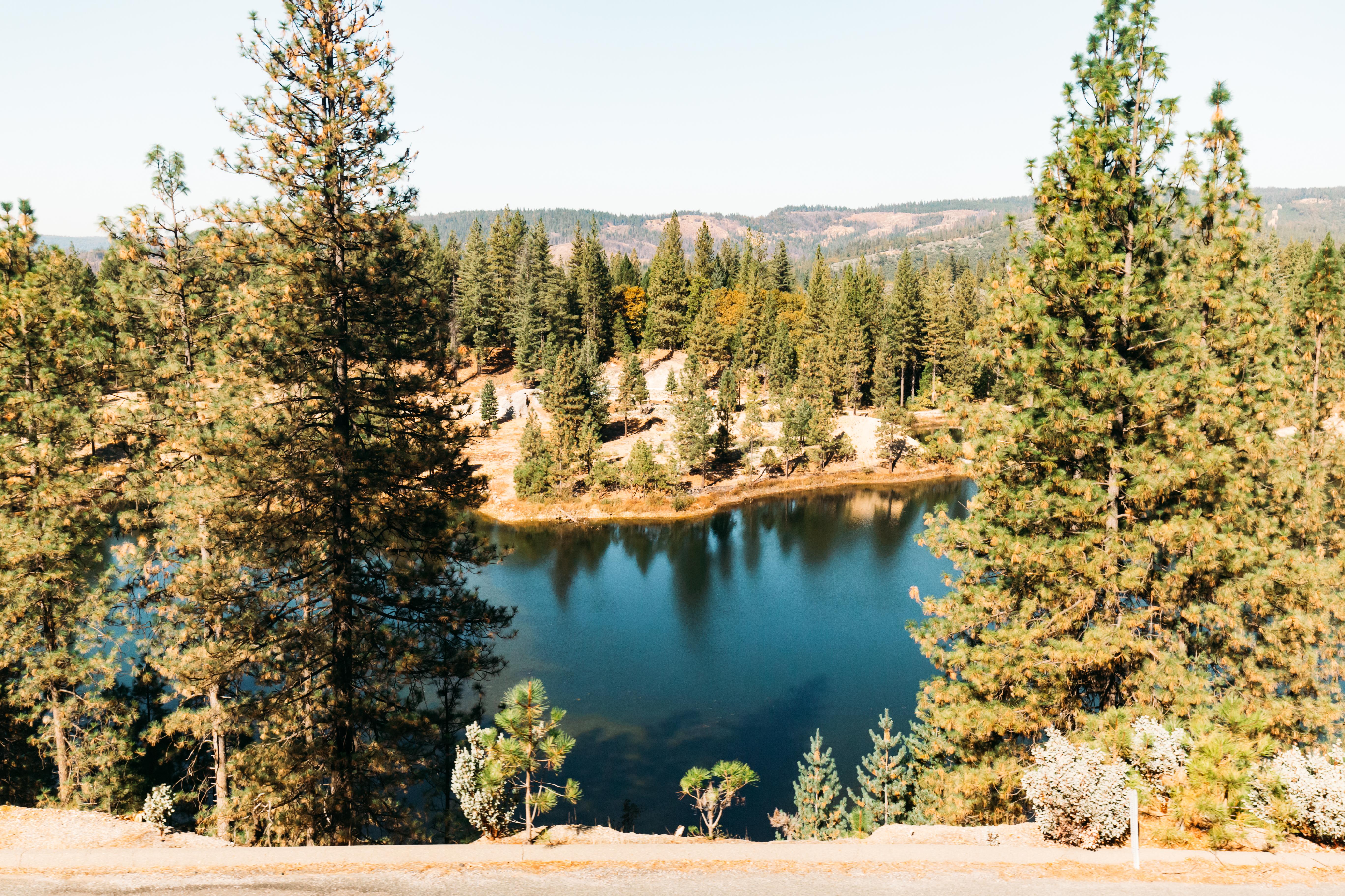 Donner Lake as seen from the California Zephyr [5472 × 3648] [oc] r