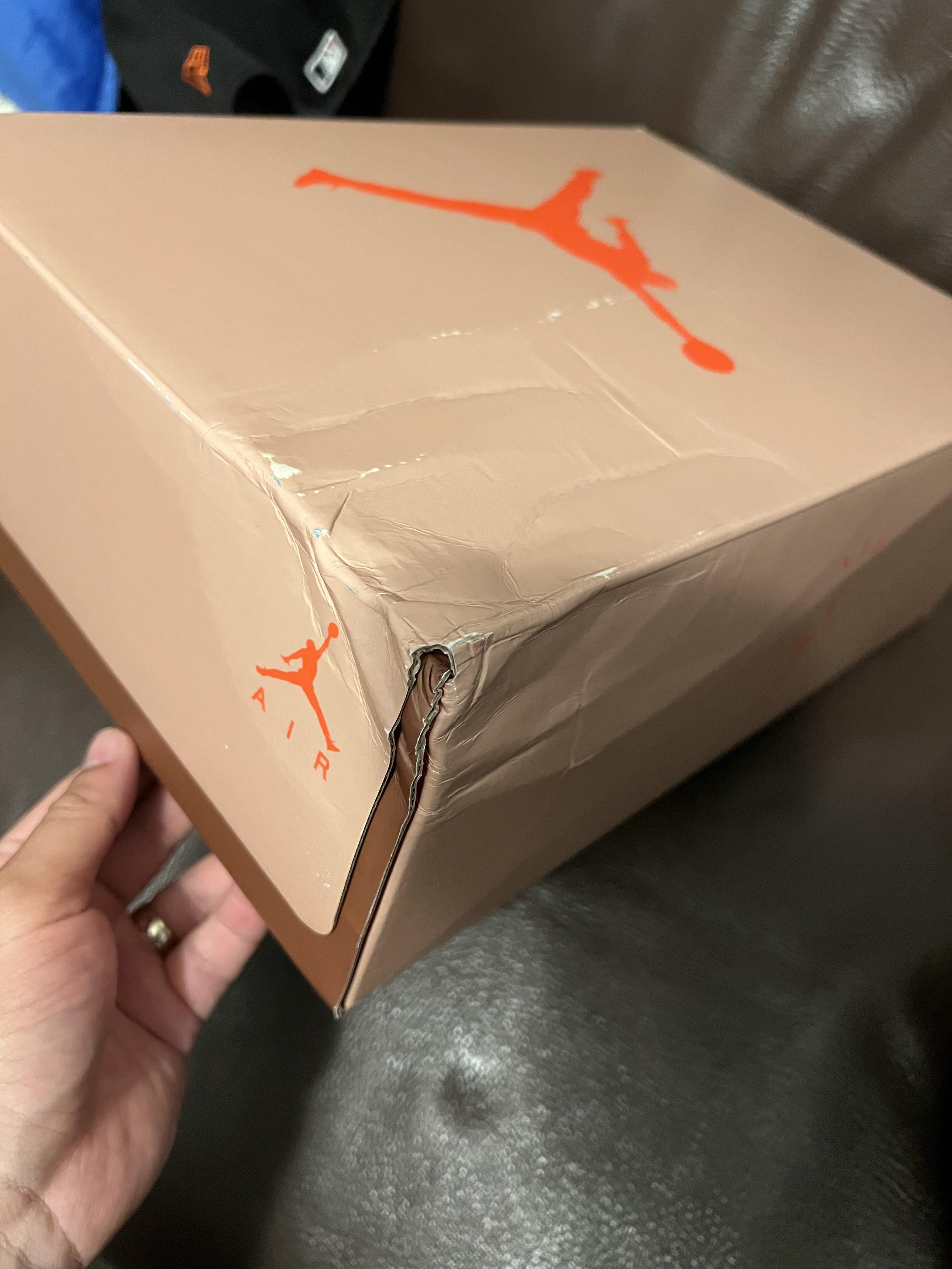 Would these pass authentication due to box damage? stockx