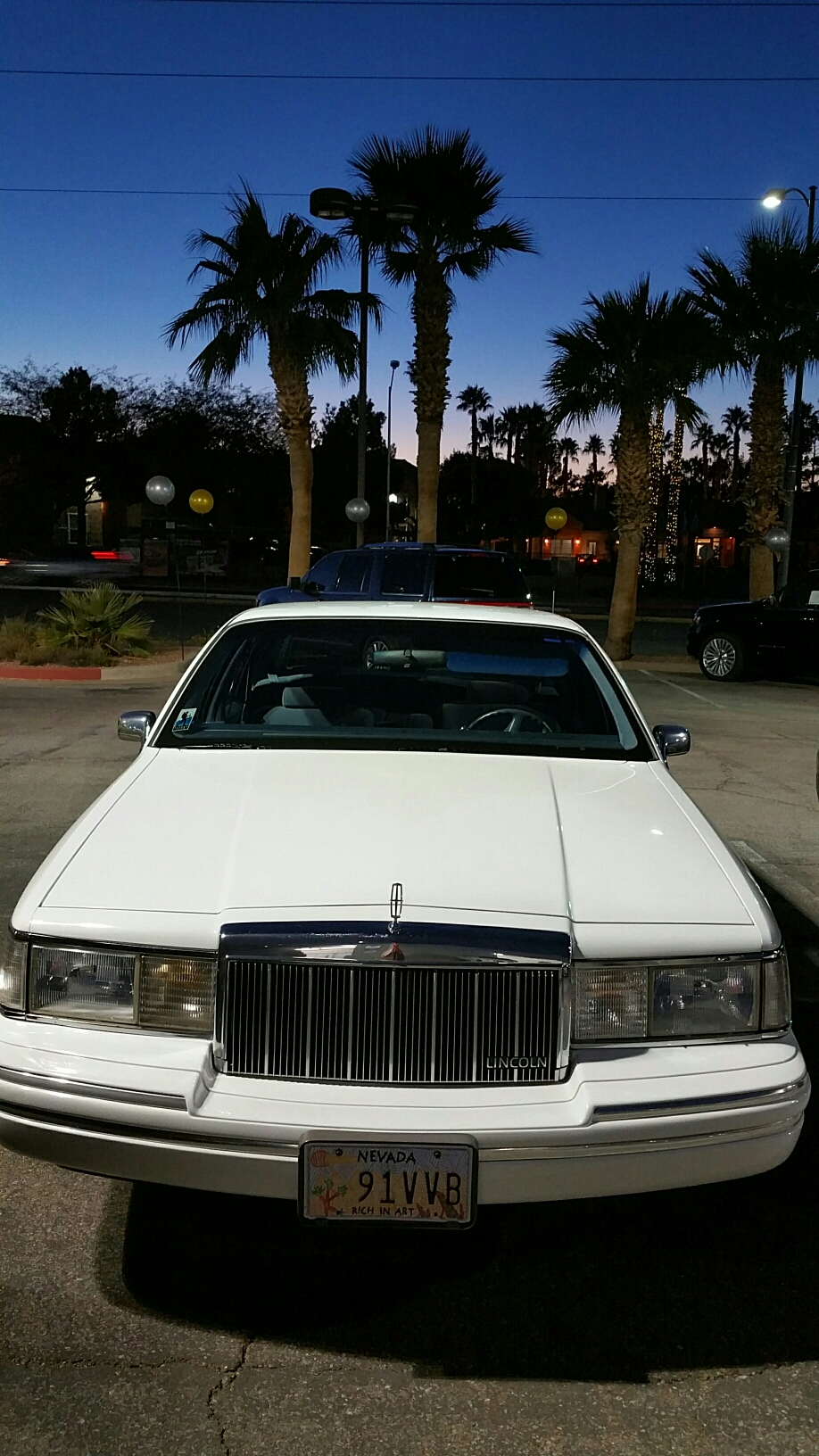 Lincoln love in LV... '91 starry nites lincolnmotorco