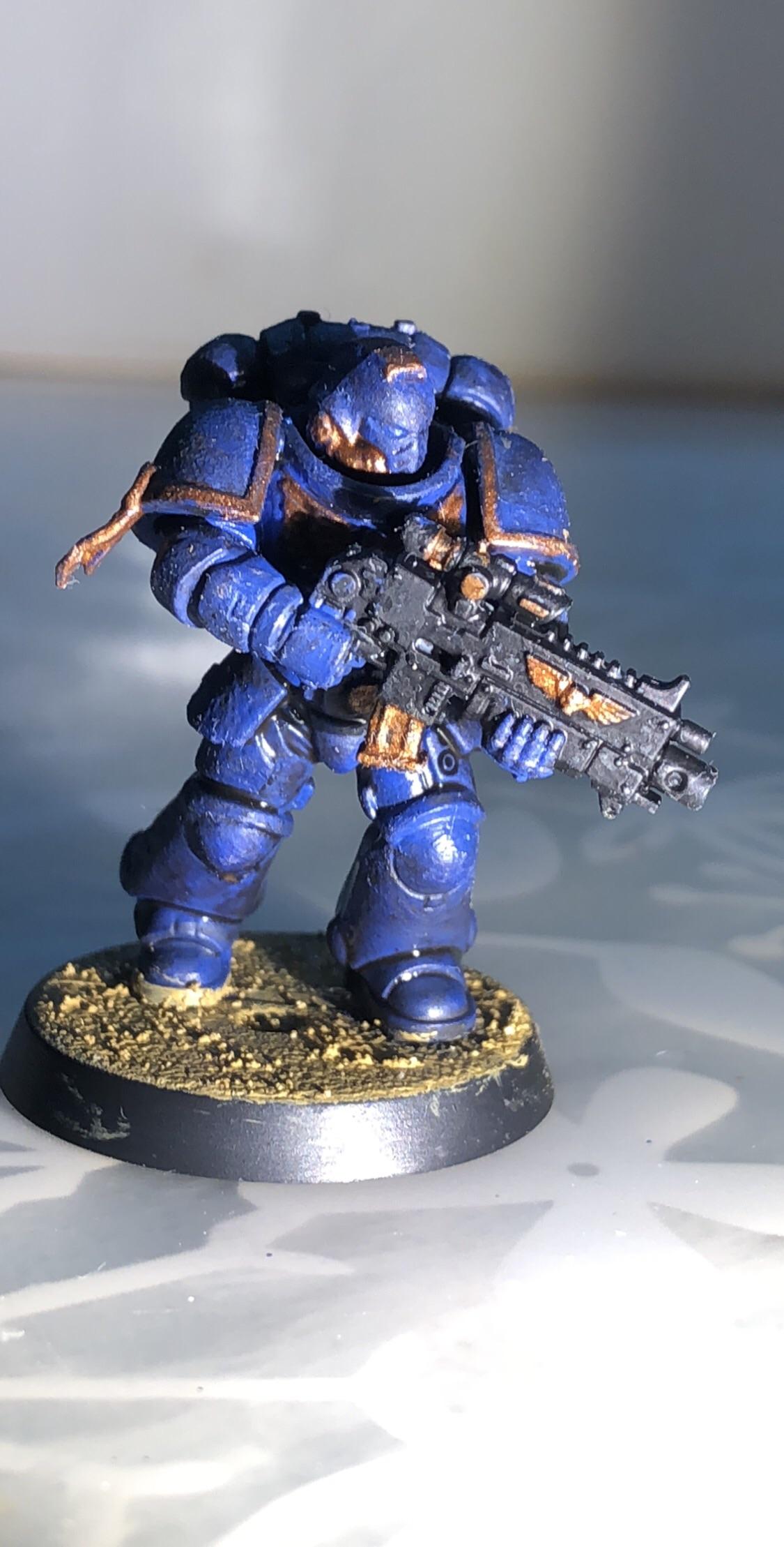 My first ever 40K paint job, be harsh r/Warhammer40k