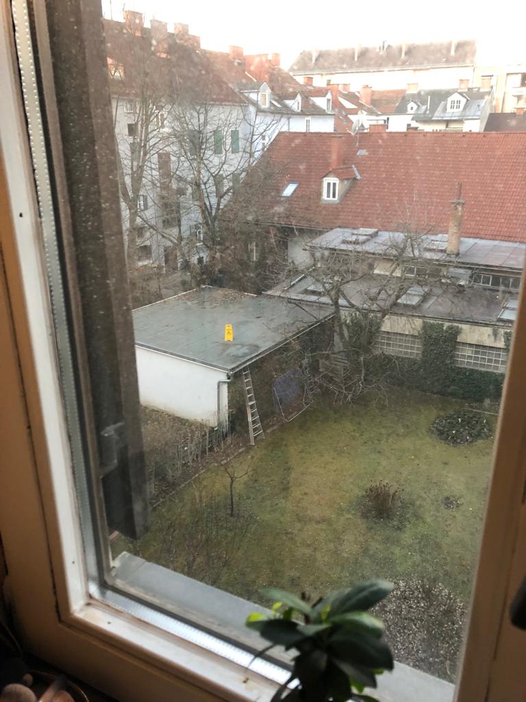 This "Caution Slippery When Wet" sign on a wet roof r/mildlyinteresting