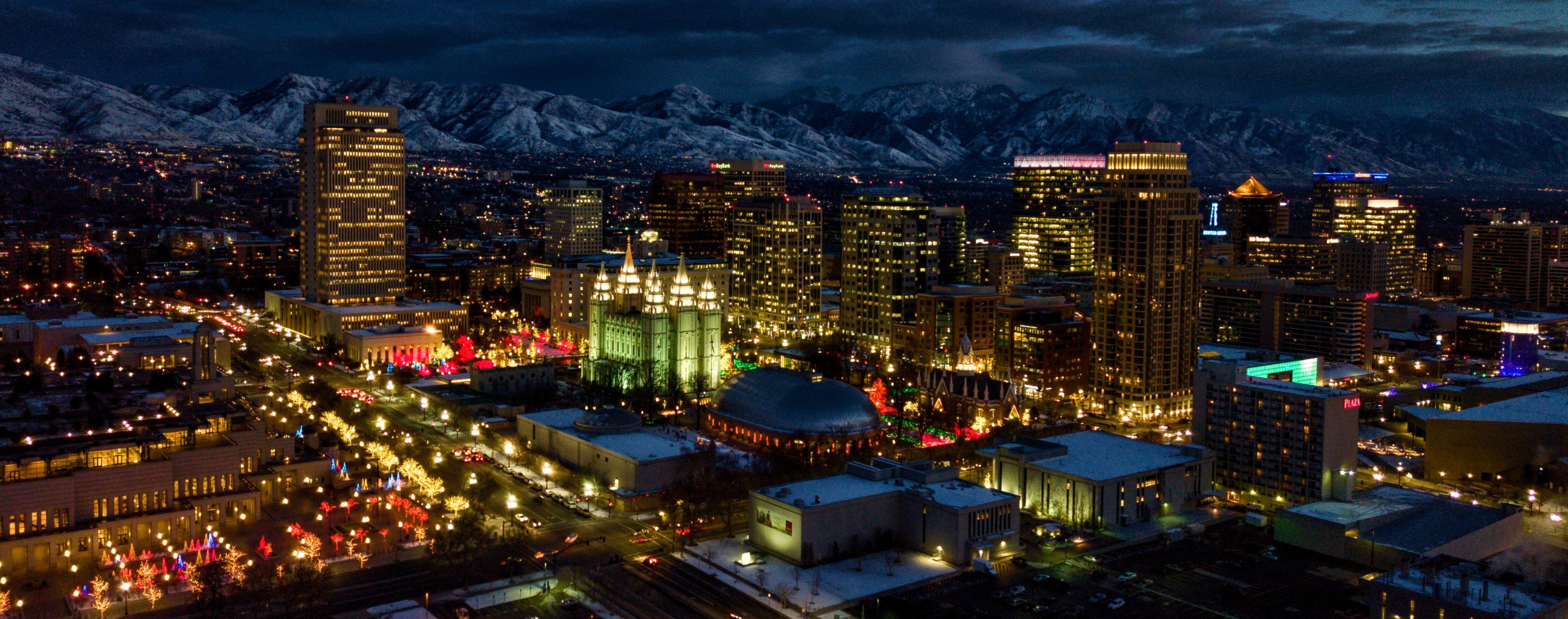 Salt Lake City, Utah (3990x1576) [OC] r/CityPorn