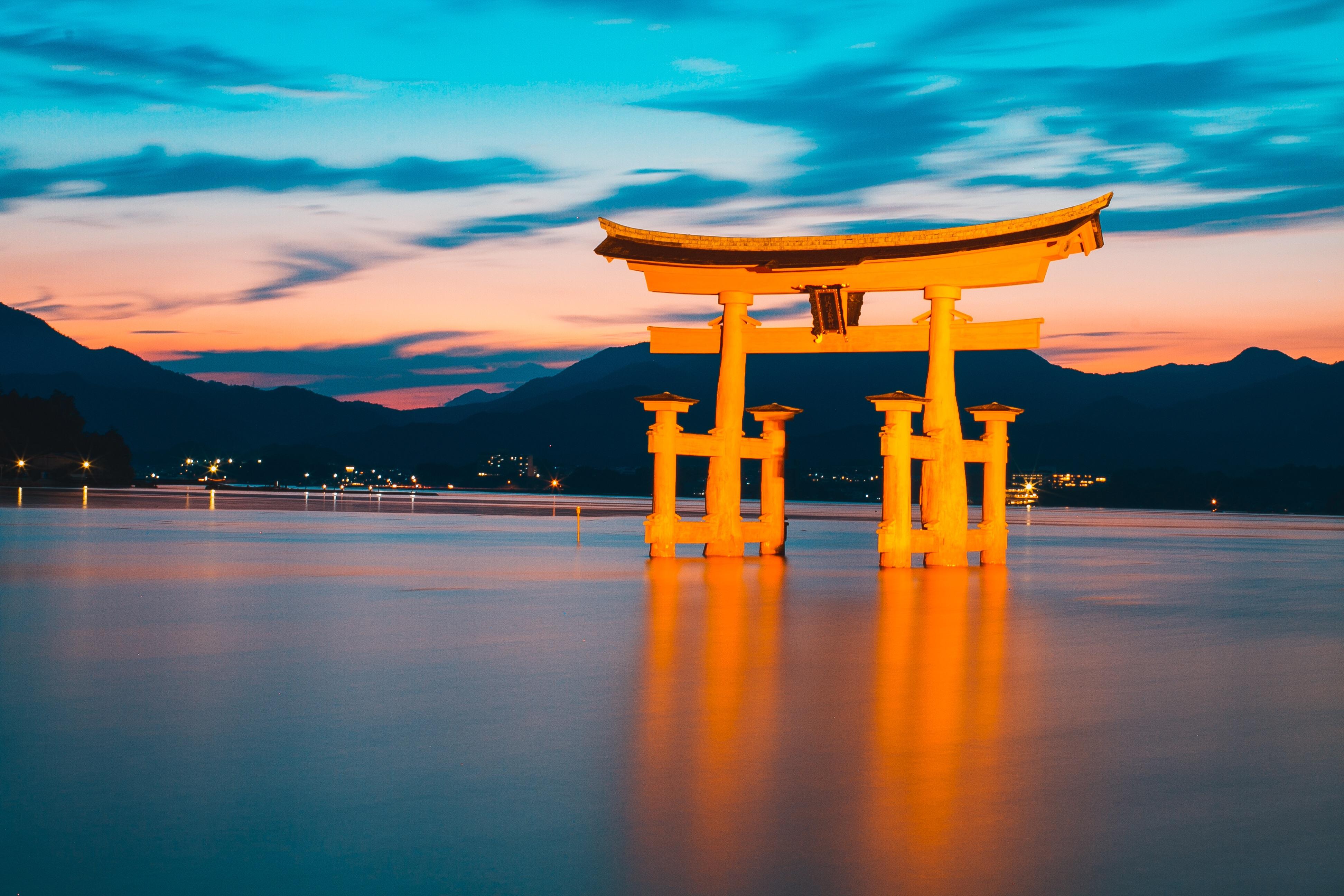 The great Torii gate during high tide at Miyajima island, Hiroshima [OC