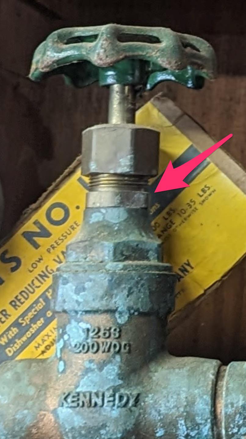Old gate valve leaking r/askaplumber