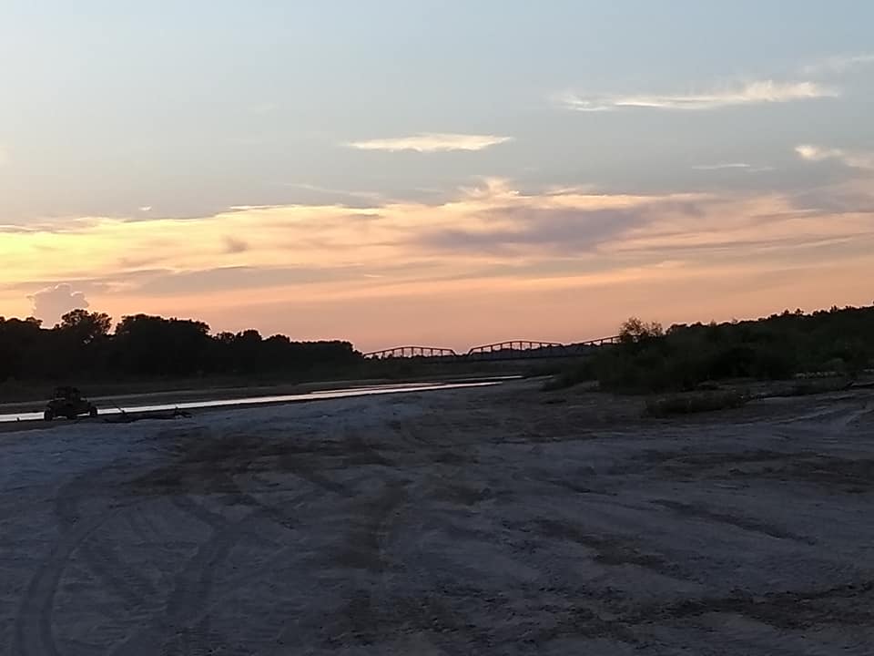 On the Canadian River looking towards the Byars bridge. r/oklahoma