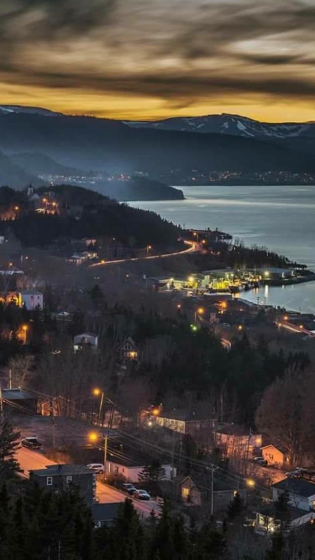 Curling, Newfoundland (345 *634) r/CityPorn