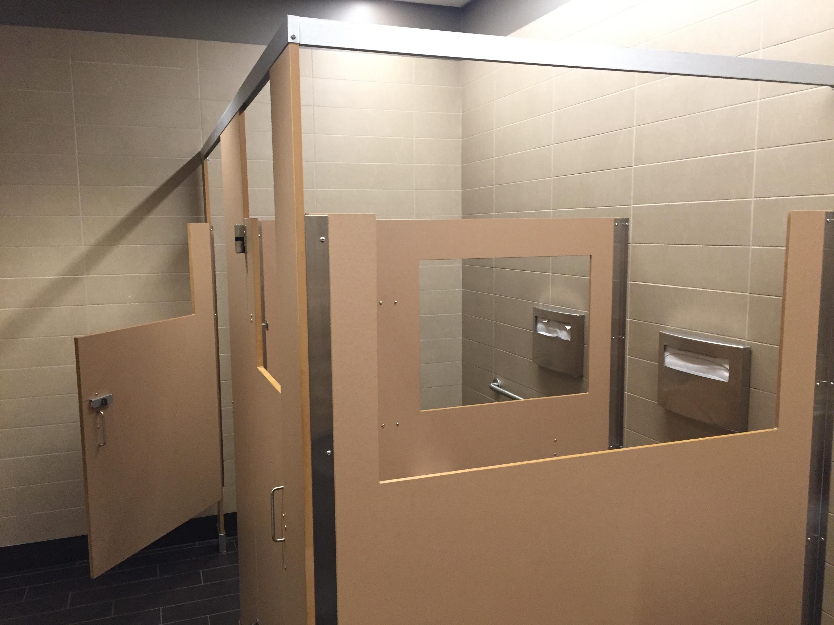 These bathroom stalls with windows r/mildlyinteresting