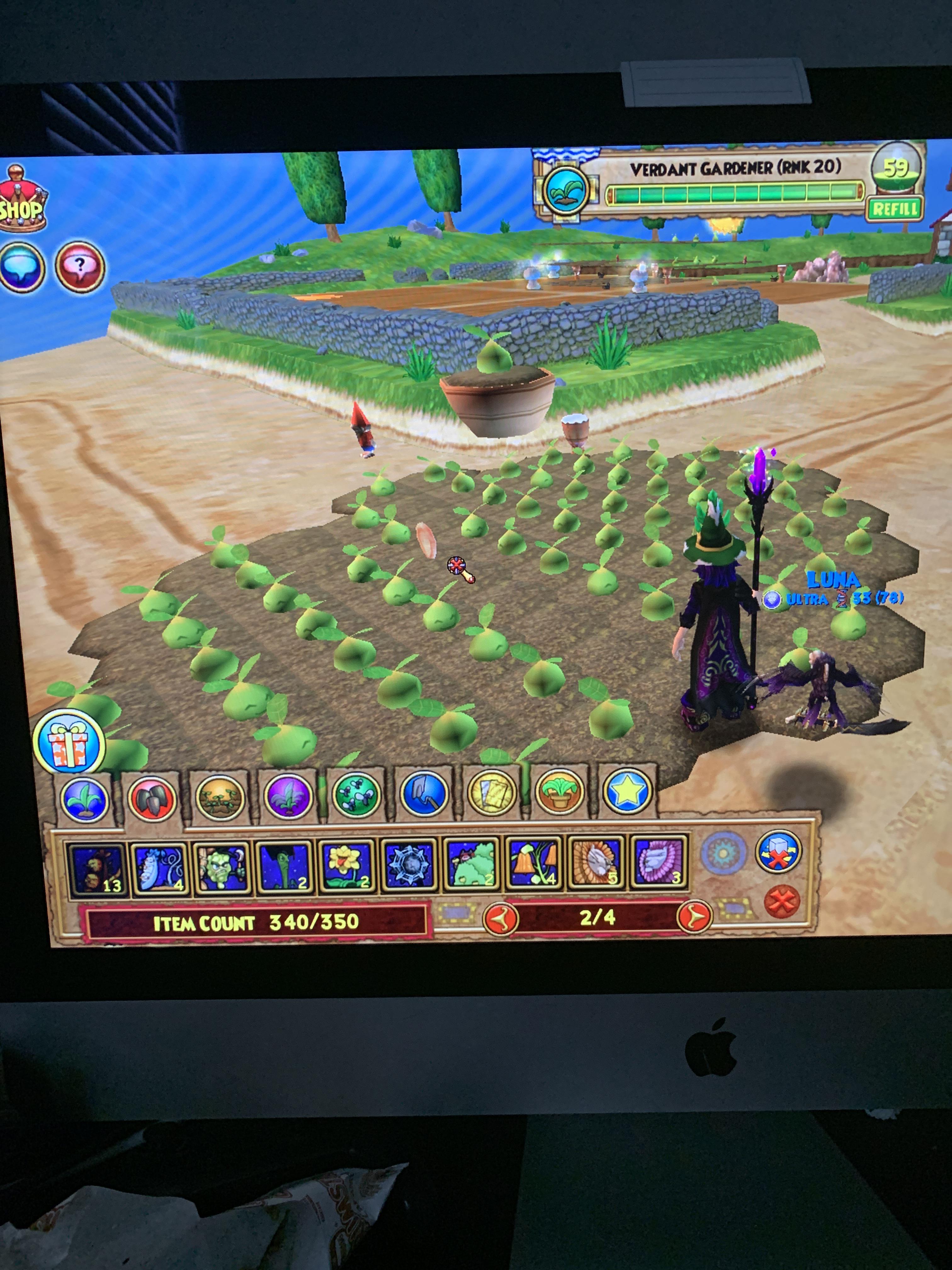 How come it wont let me plant plants in the empty plots? I even tried