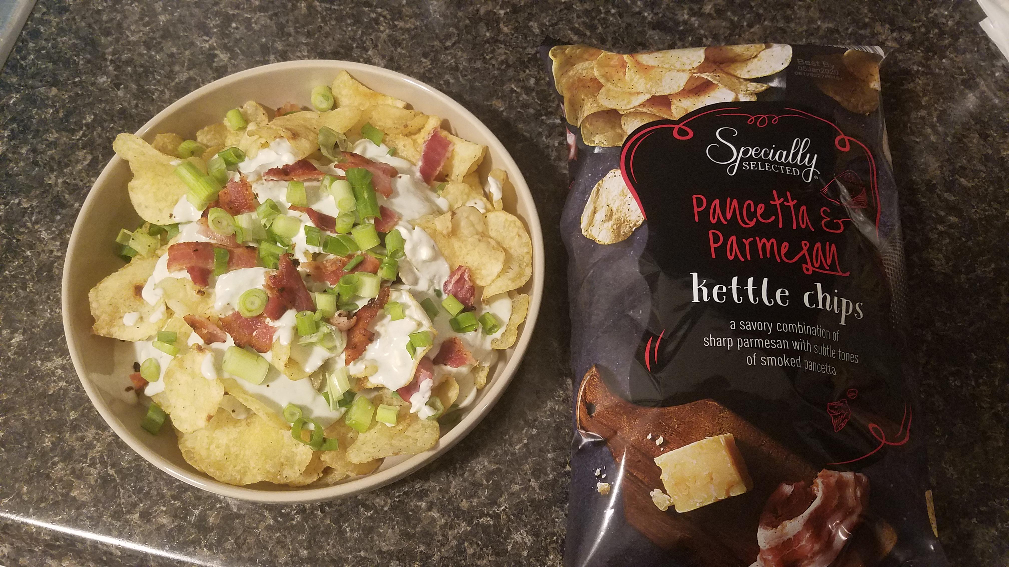 Recreated u/BalanceTheMirror's loaded blue cheese chips with the