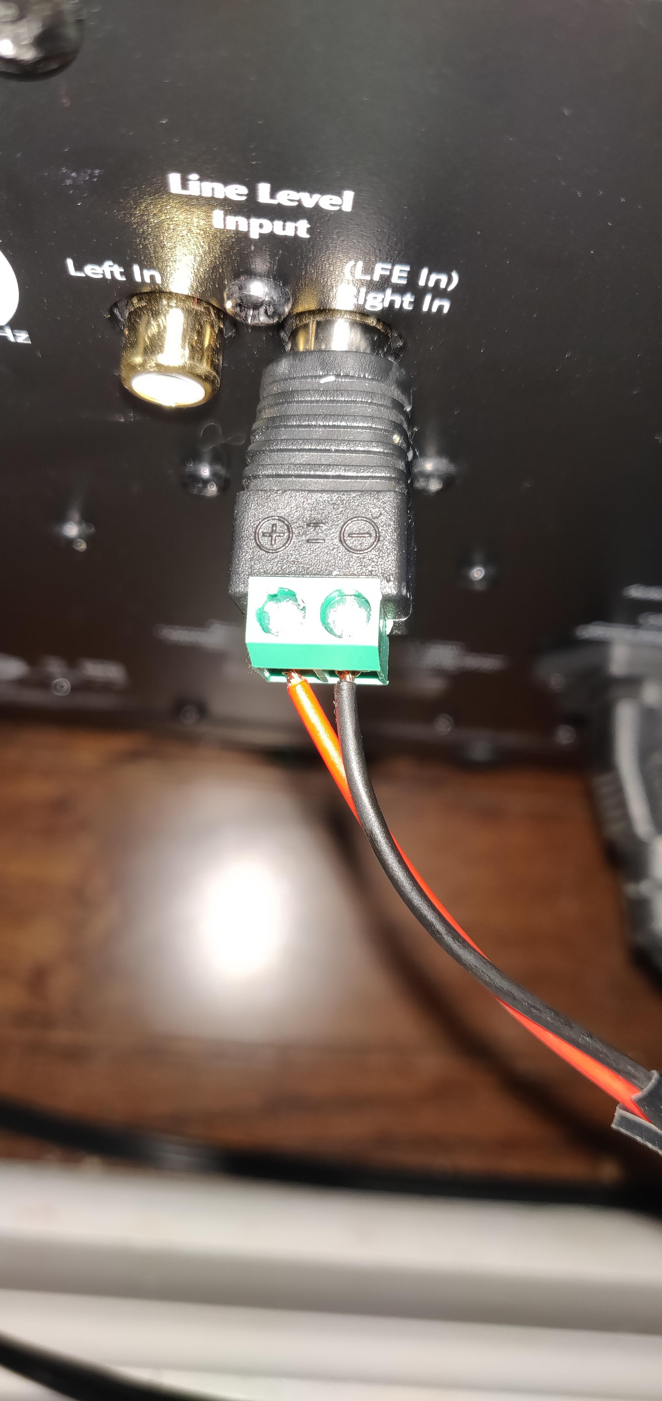 Subwoofer Hum Head Scratcher... : r/hometheater