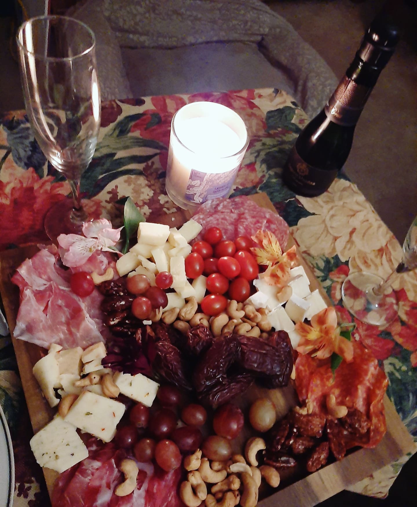 Had a hard week so i made a charcuterie board with champagne, a