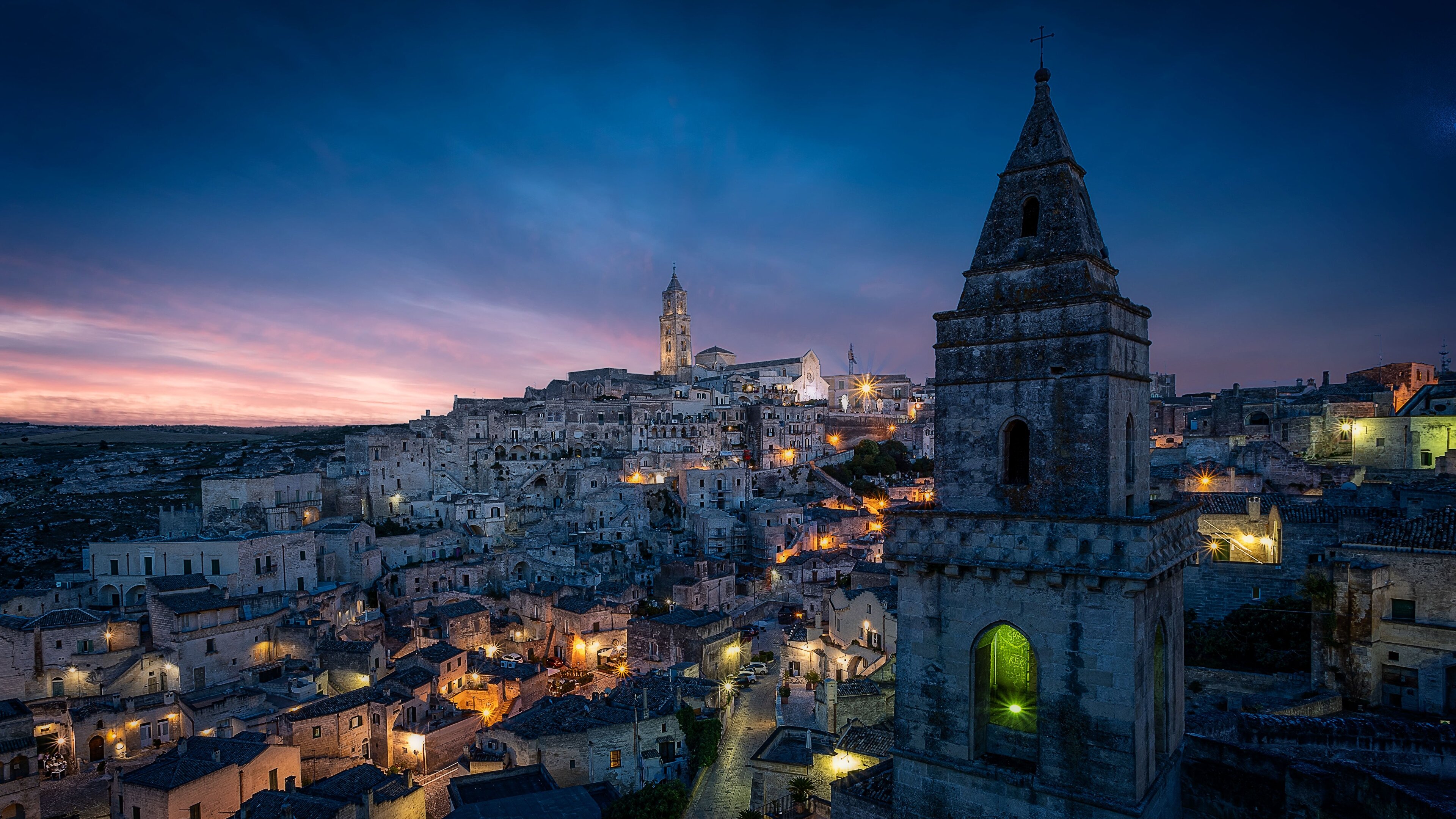 Matera, Italy (Photo credit to Blank76 Pixabay) [3840 x 2160] r