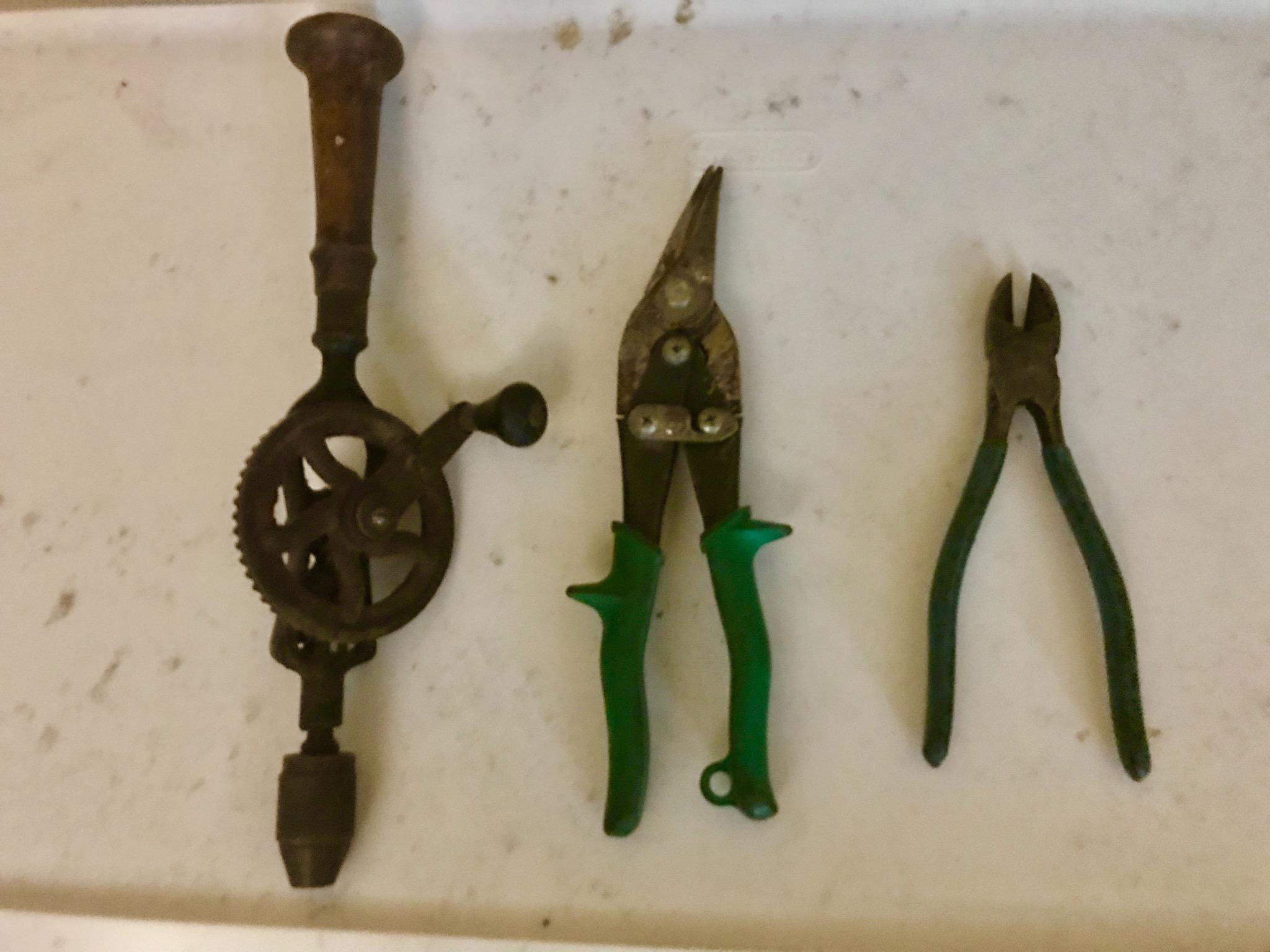 13 flea market haul. German made hand drill, Wiss snips, and