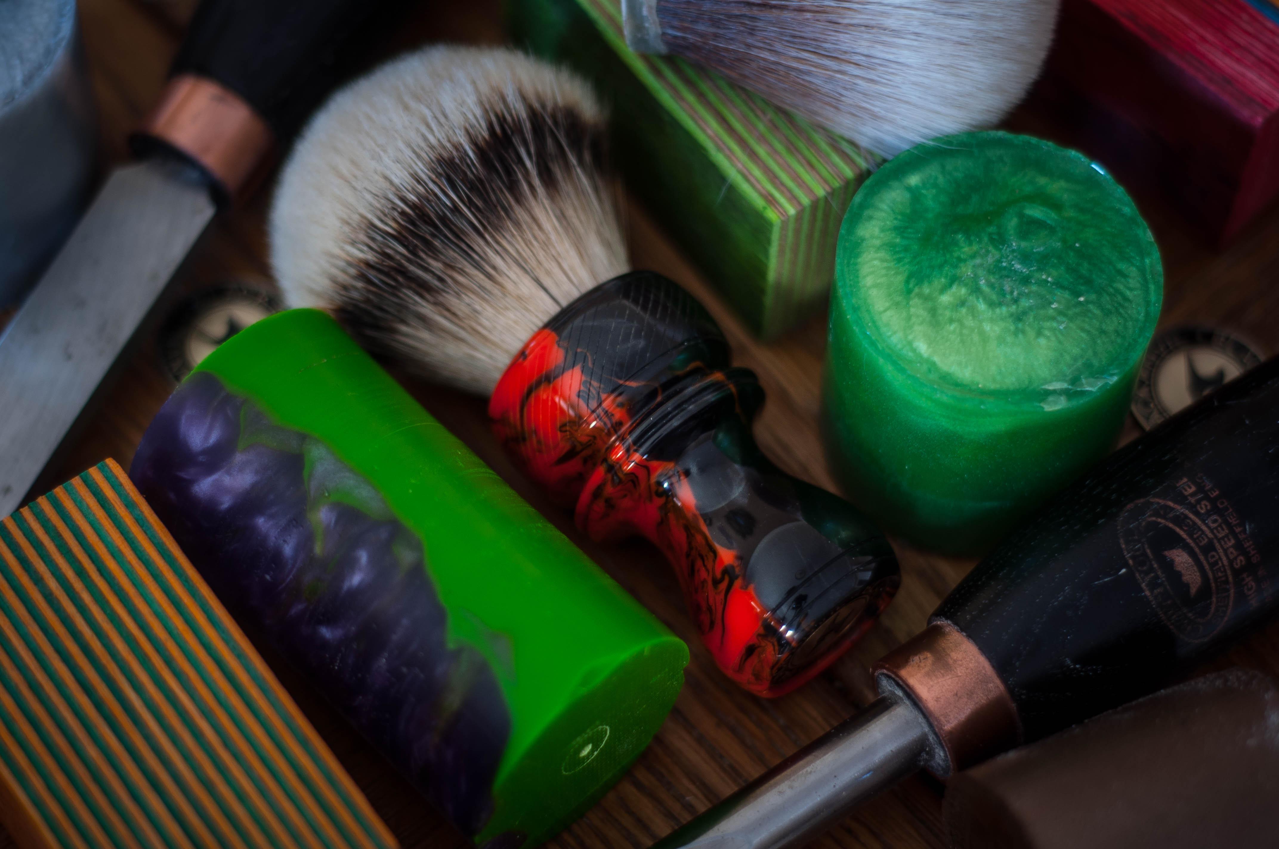 A shaving brush and soontobe brushes r/wicked_edge