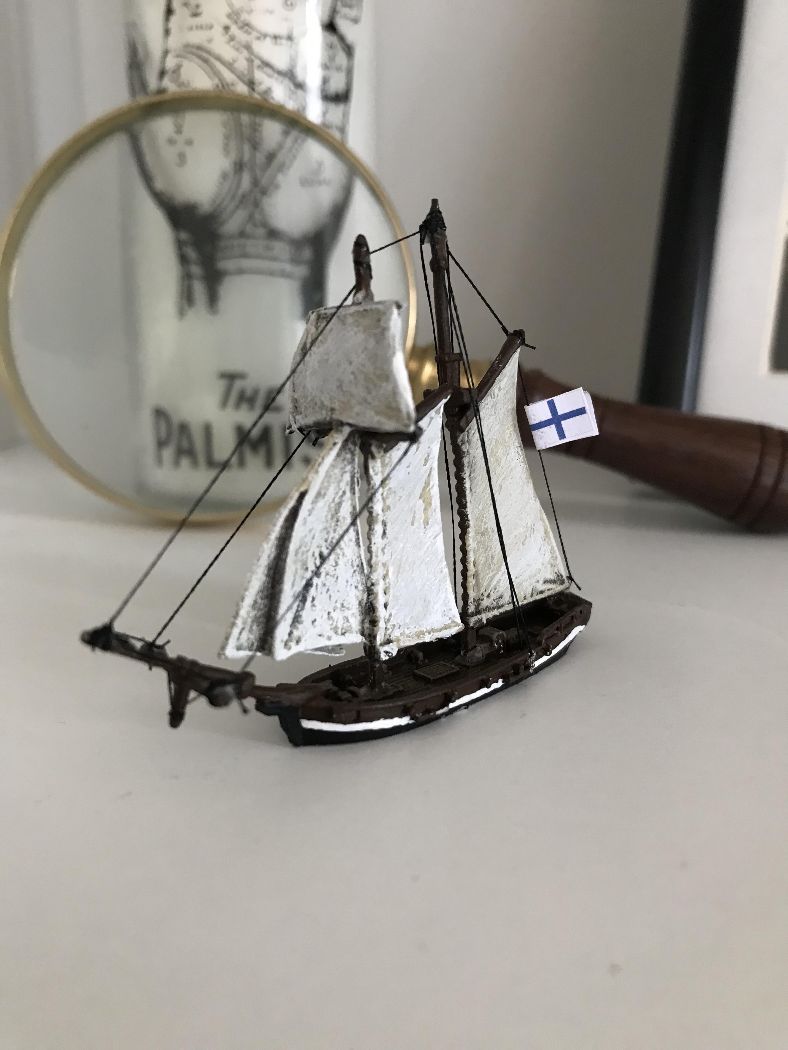 1/700 Scale merchant schooner ‘Tyne’ from Warlord Games series ‘Black