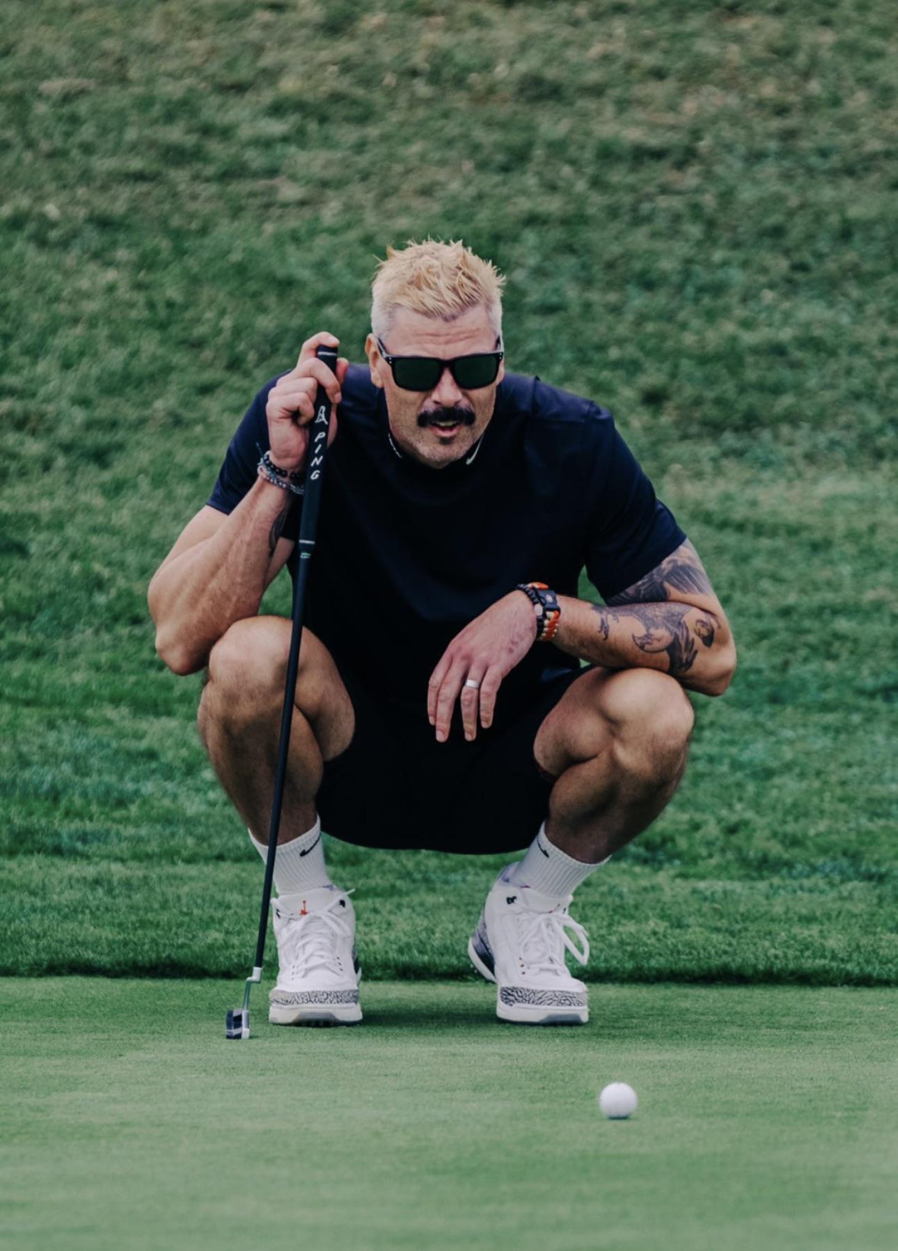 Closer look into that deadly ethiopian caterpillar r/DrDisrespectLive