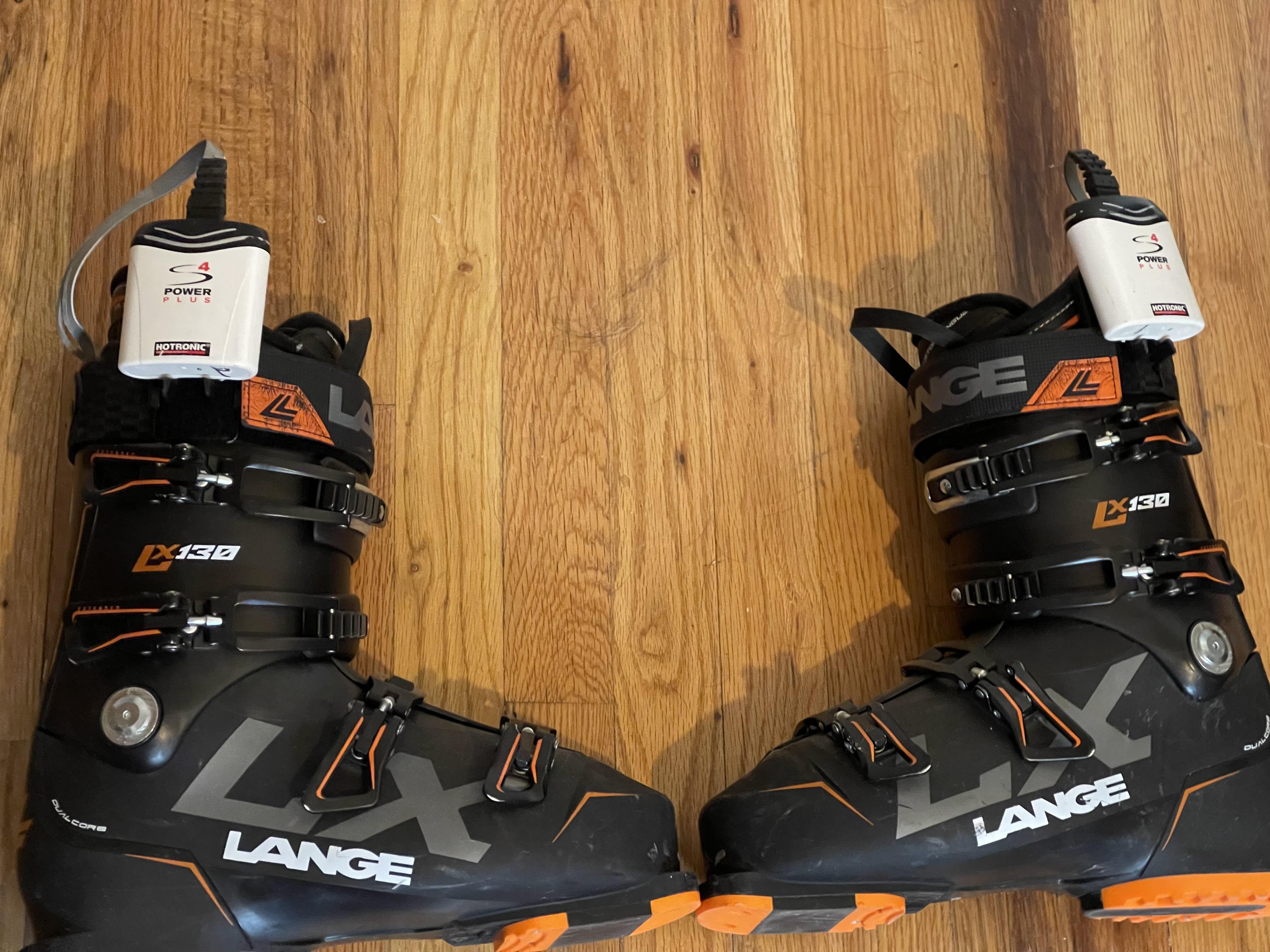 Not sure who needs to hear this, but they make boot heaters. Best gear