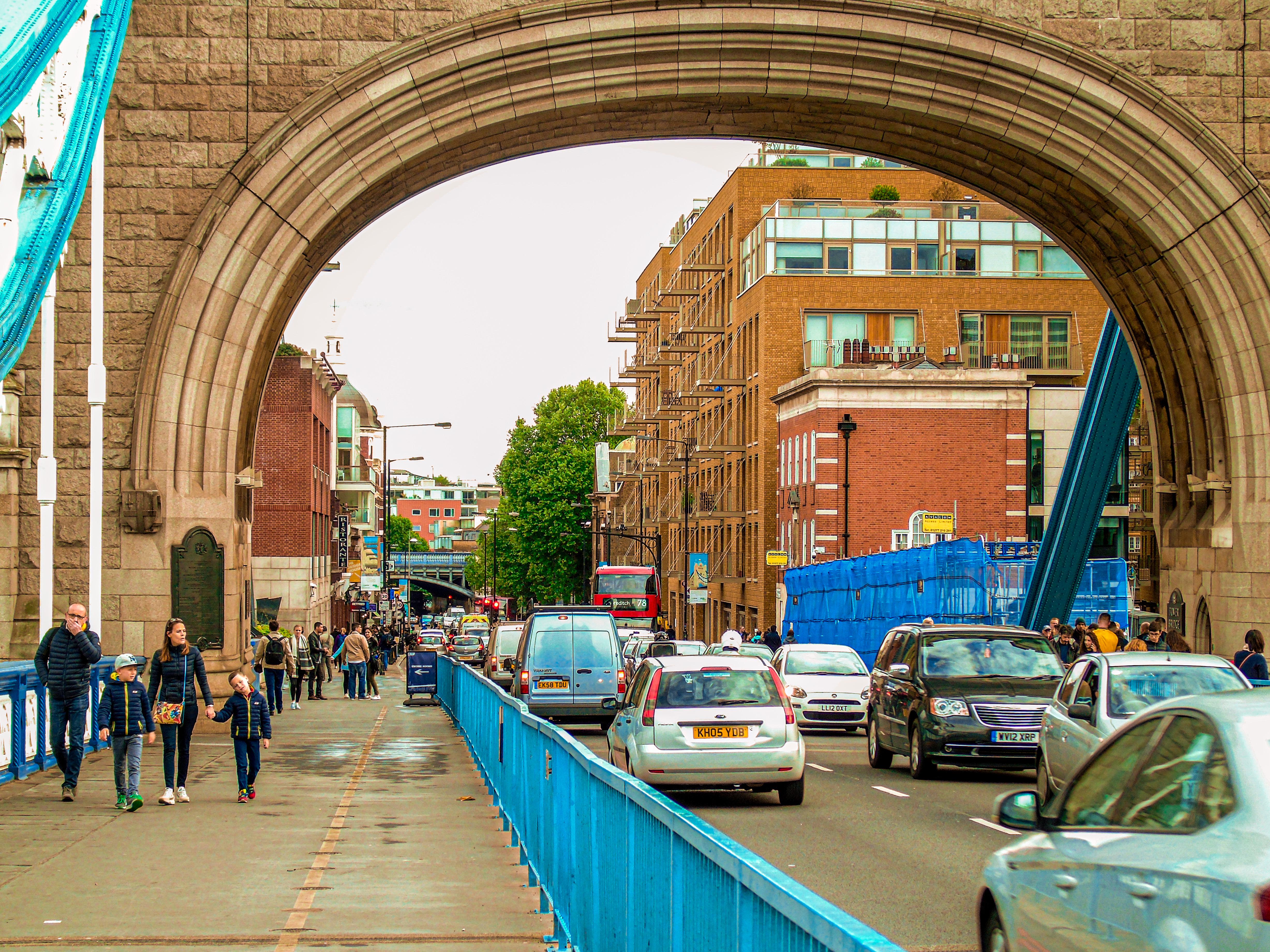Tower Bridge Road London, 2017 r/CityPorn