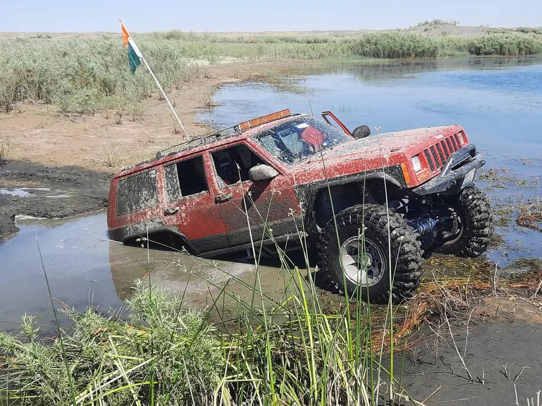 Bluetooth Front Driveshaft : r/Jeep