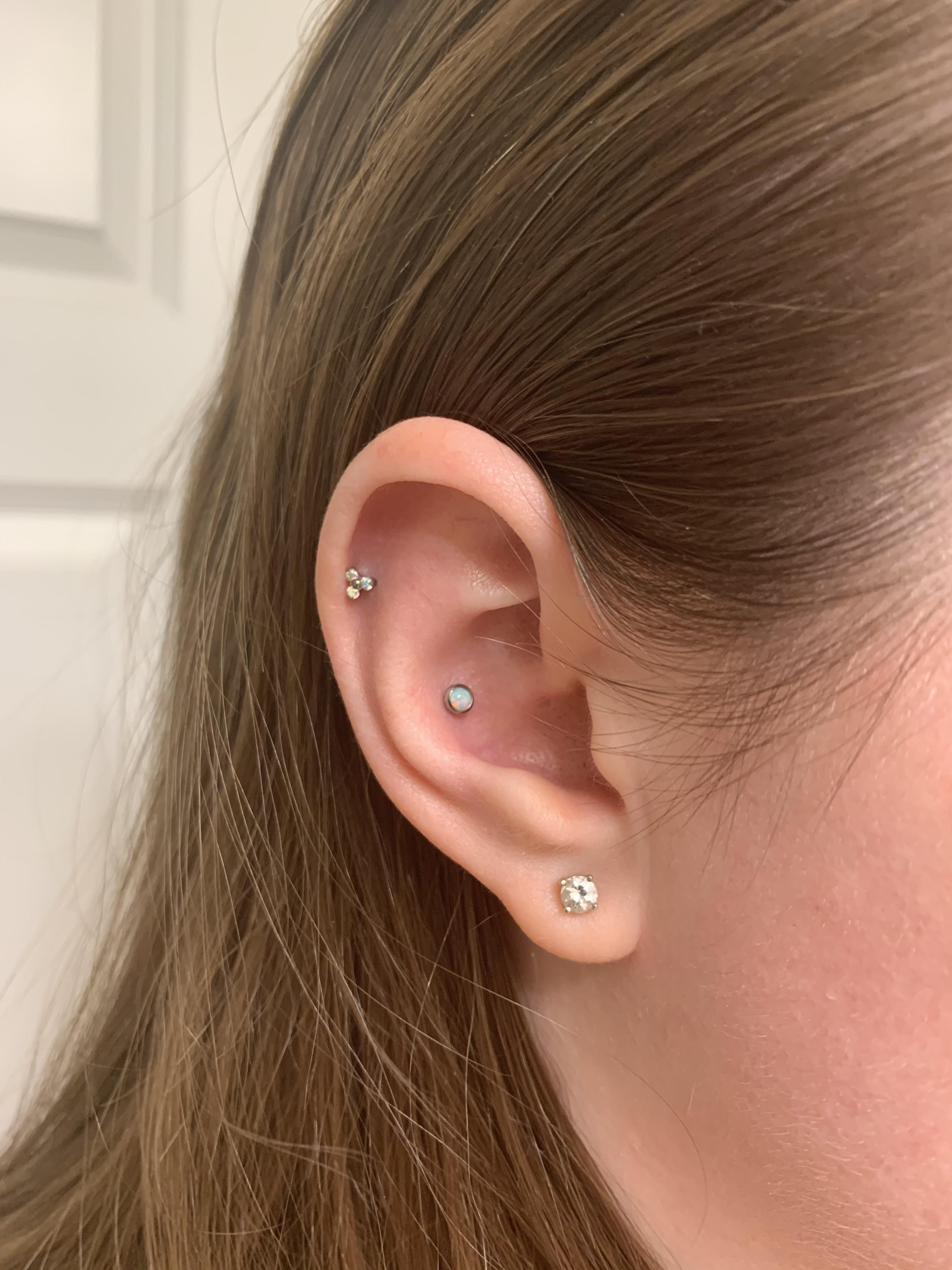 Just got my conch pierced with titanium. It hurt less than my helix did