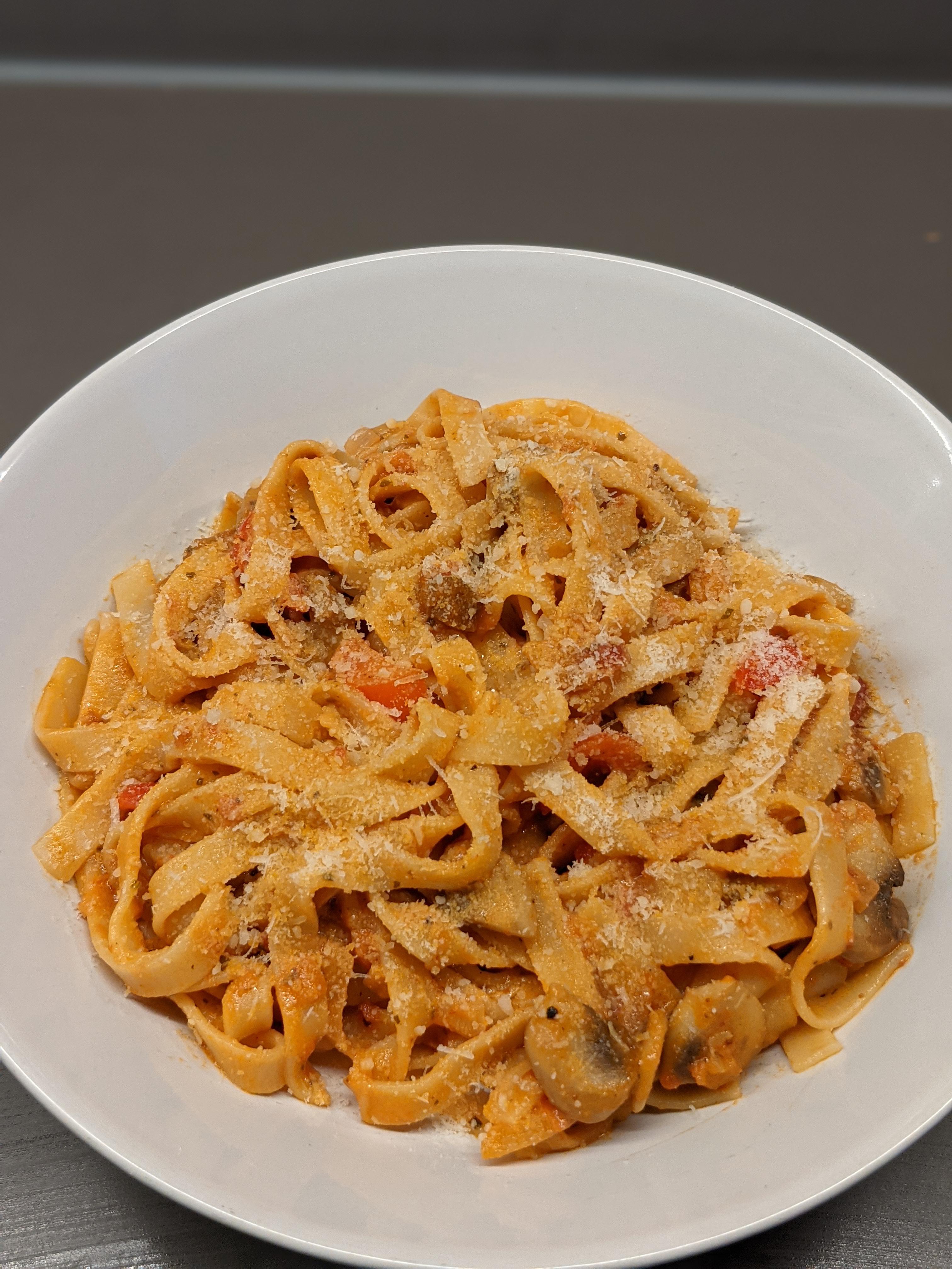 tagliatelle pasta oppskrift