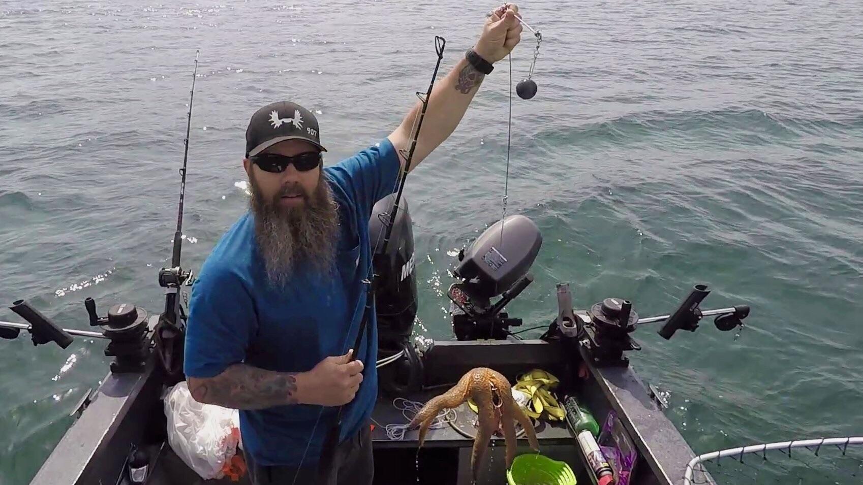 Caught a starfish trying to steal my bait. r/alaska