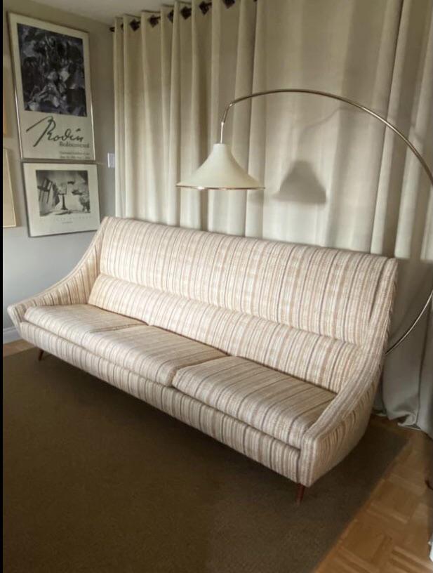 R.Huber sofa. Just got burned on a STRUCTUBE couch for 1900. Thinking of getting this beauty