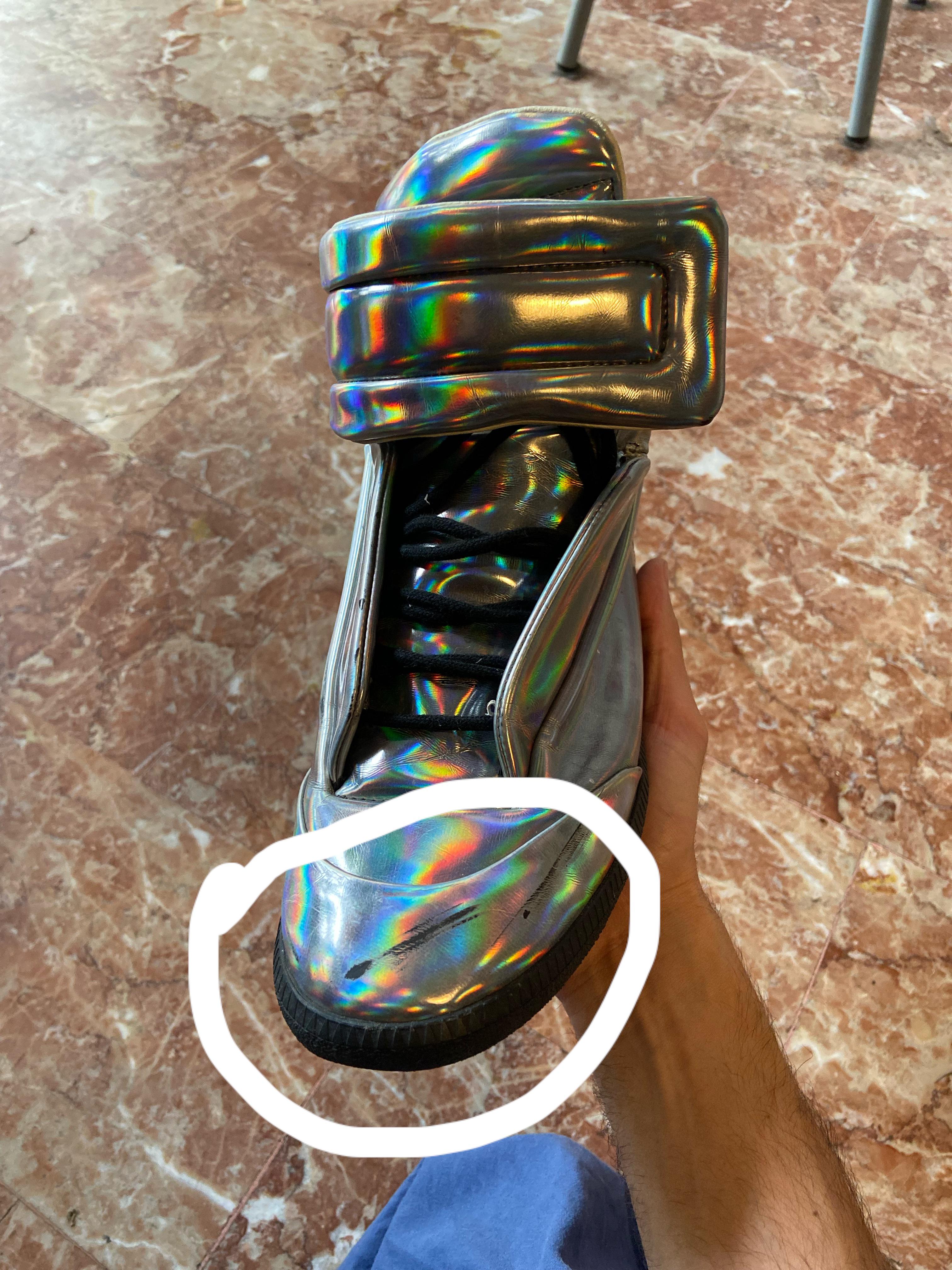 How to remove this stain from sneaker? r/Sneakers