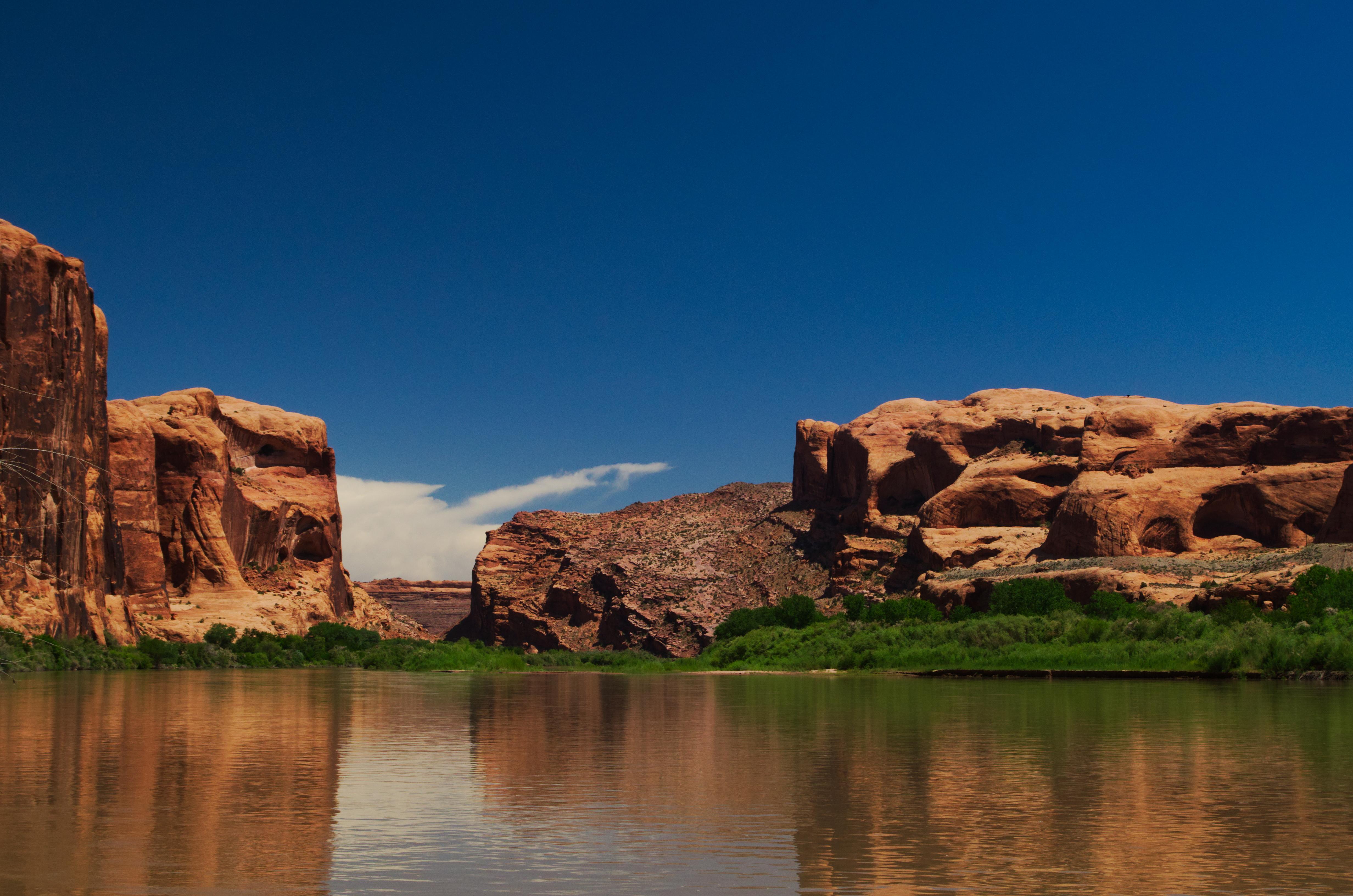 [OC] Colorado River, near Moab, UT [4928x3264] r/EarthPorn