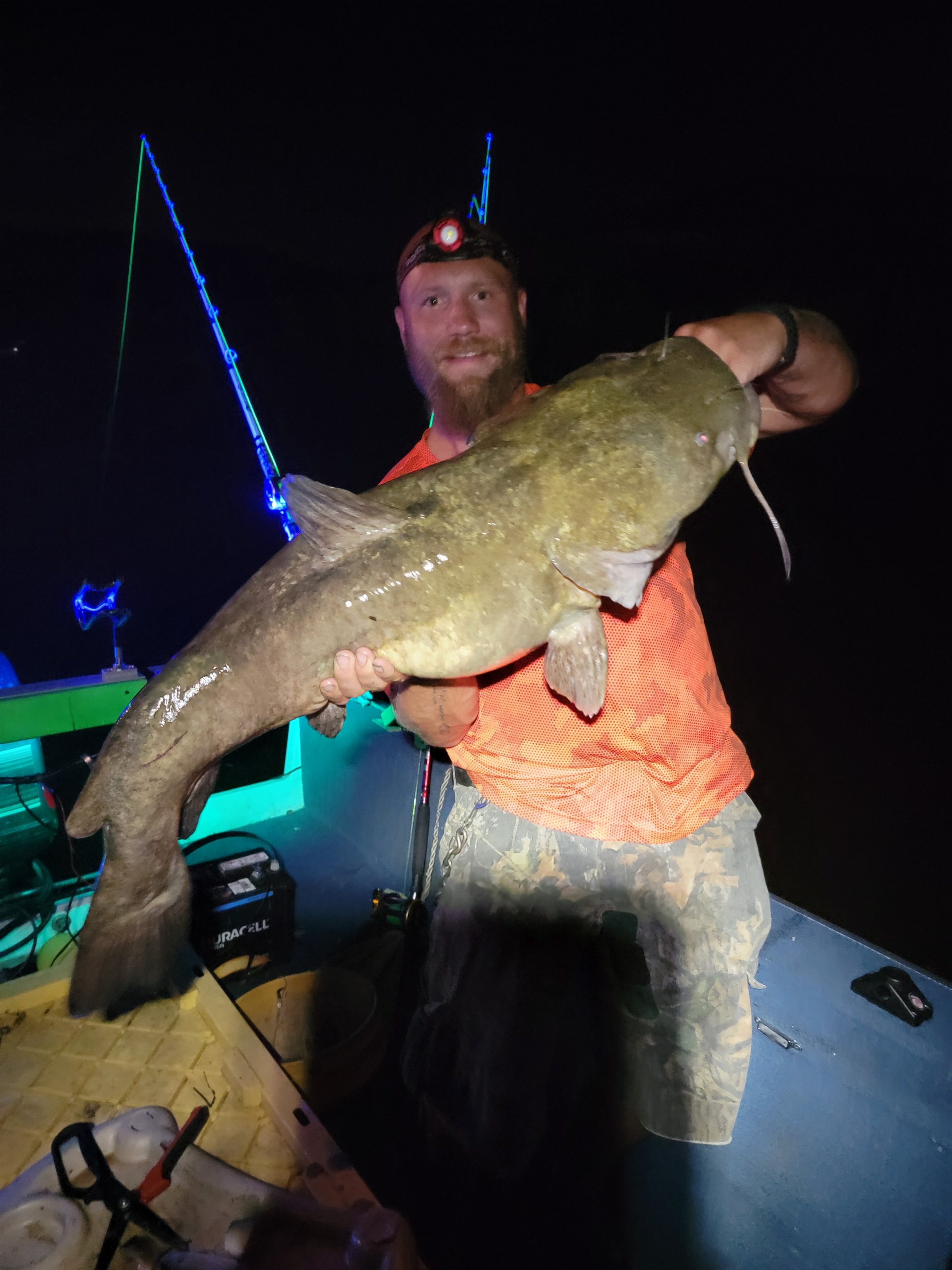 Boated me a whopper for this tournament!! r/catfishing